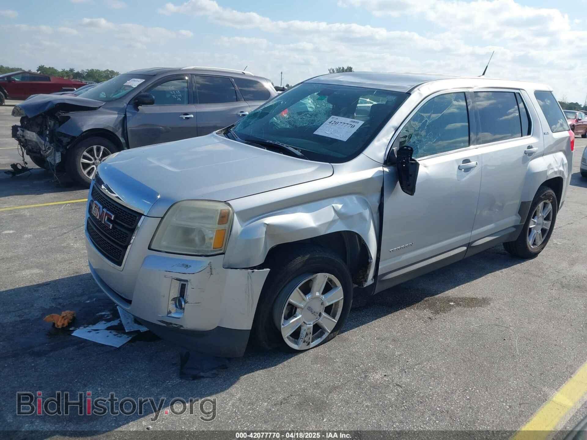 2011 GMC TERRAIN - VIN: 2CTALMEC2B6275986 - Photo 2