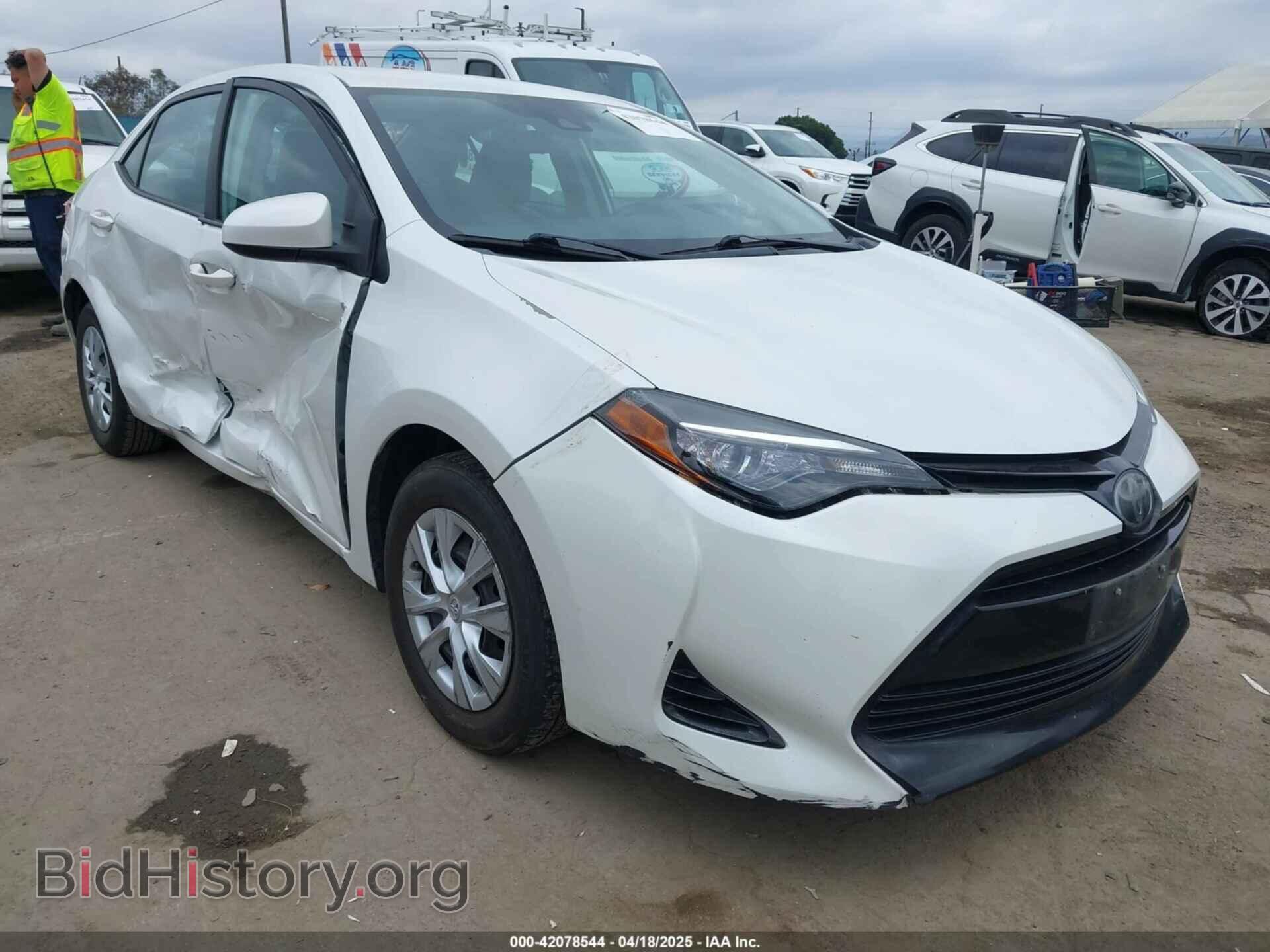 Photo 5YFBPRHE1HP591532 - TOYOTA COROLLA 2017