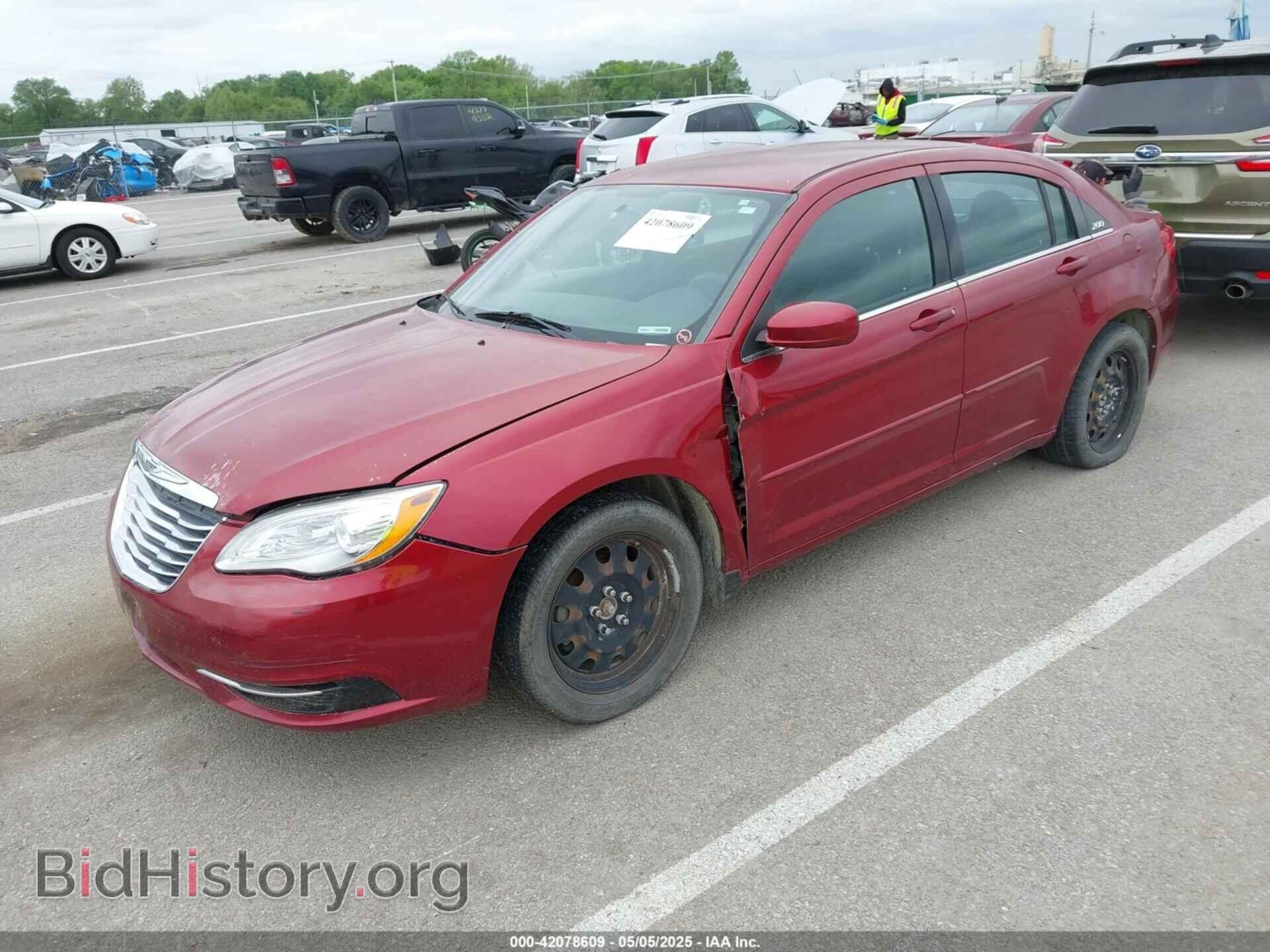 2012 CHRYSLER 200 - VIN: 1C3CCBAB5CN200089 - Photo 2