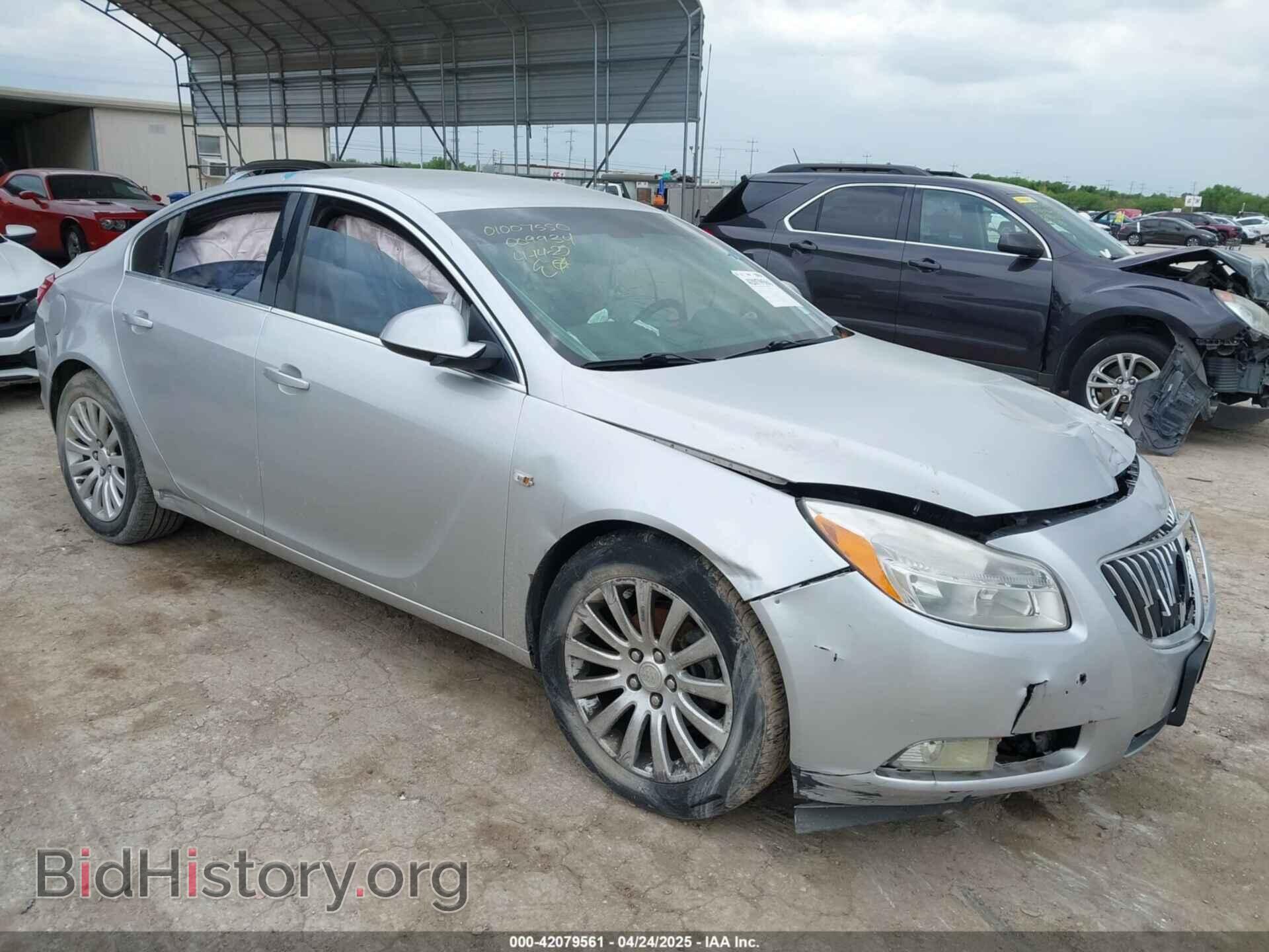 Photo W04GR5EC3B1009934 - BUICK REGAL 2011