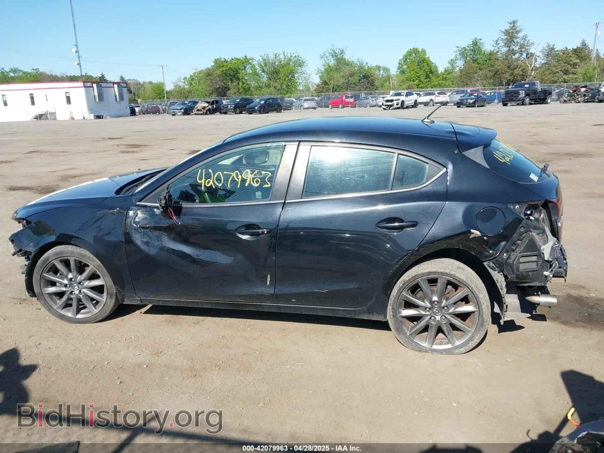 2018 MAZDA MAZDA3 - VIN: 3MZBN1L39JM183867 - Фото 15
