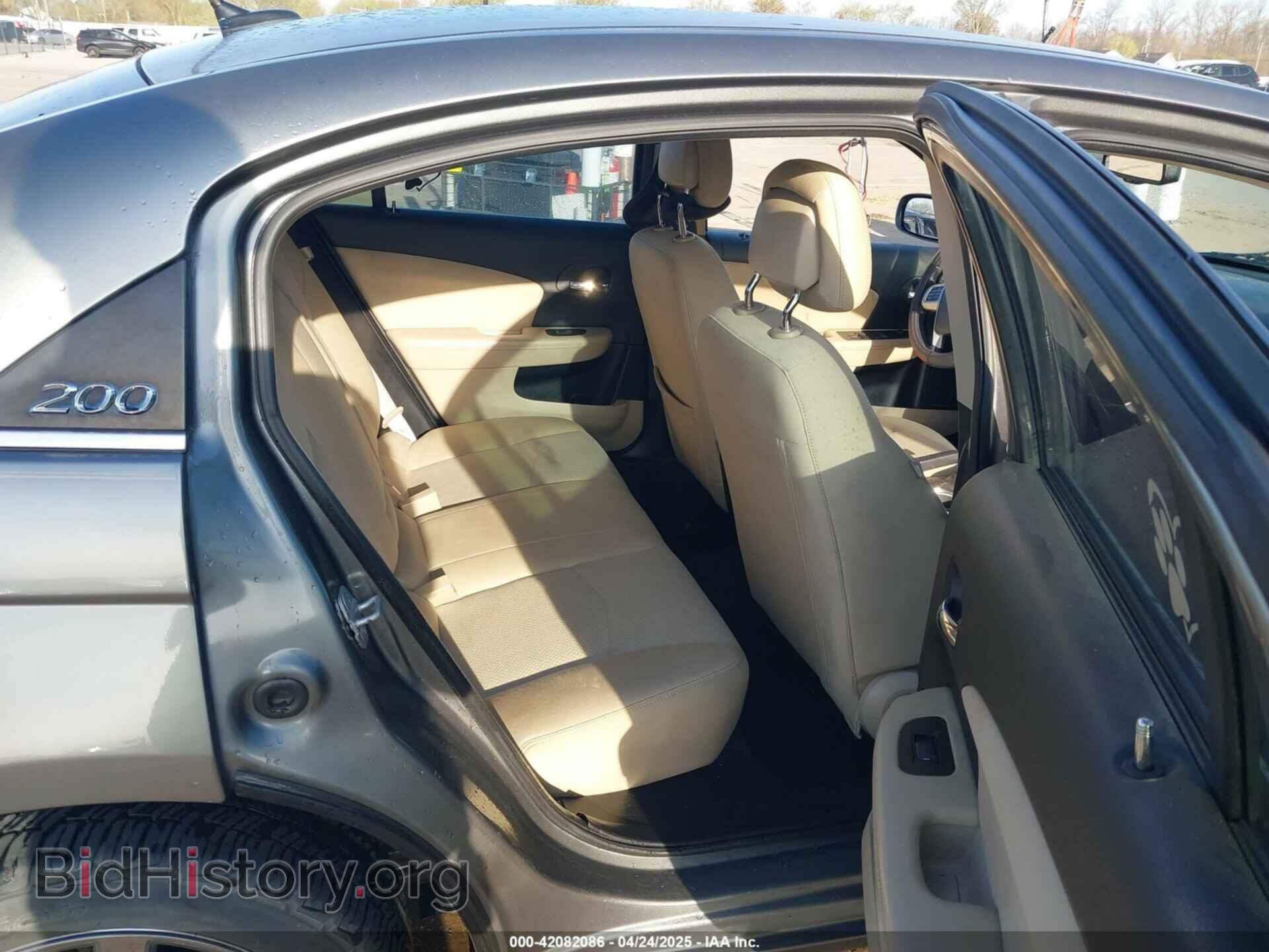 2012 CHRYSLER 200 - VIN: 1C3CCBBB0CN120990 - Фото 8