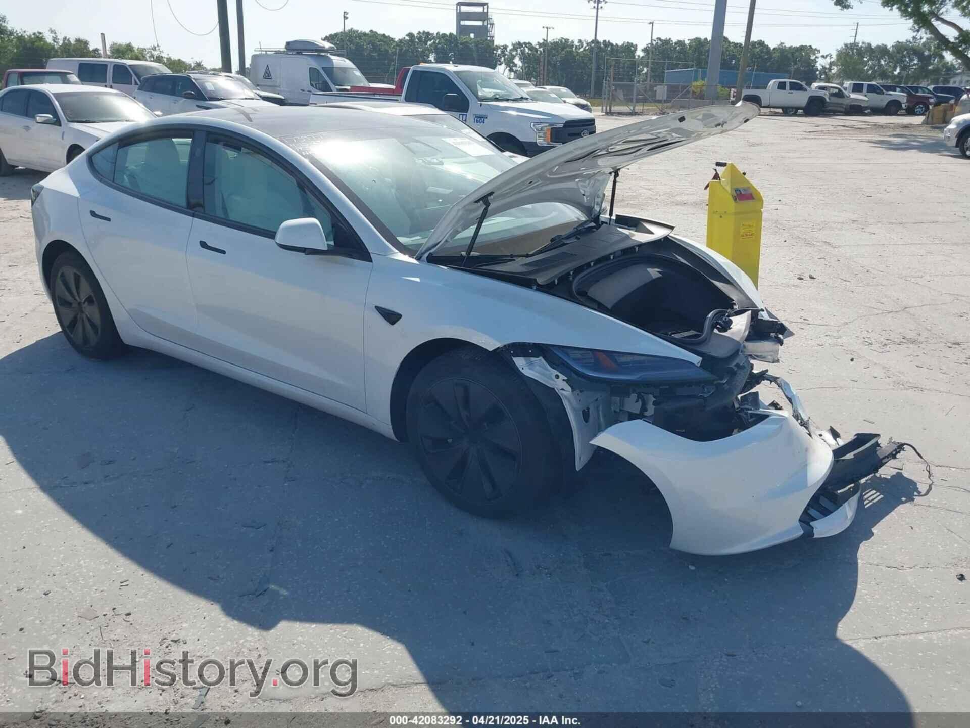 Фотография 5YJ3E1EAXRF797586 - TESLA MODEL 3 2024