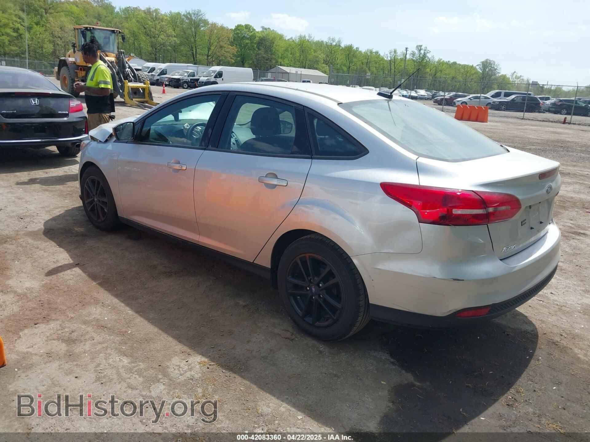 2016 FORD FOCUS - VIN: 1FADP3F23GL373801 - Фото 3