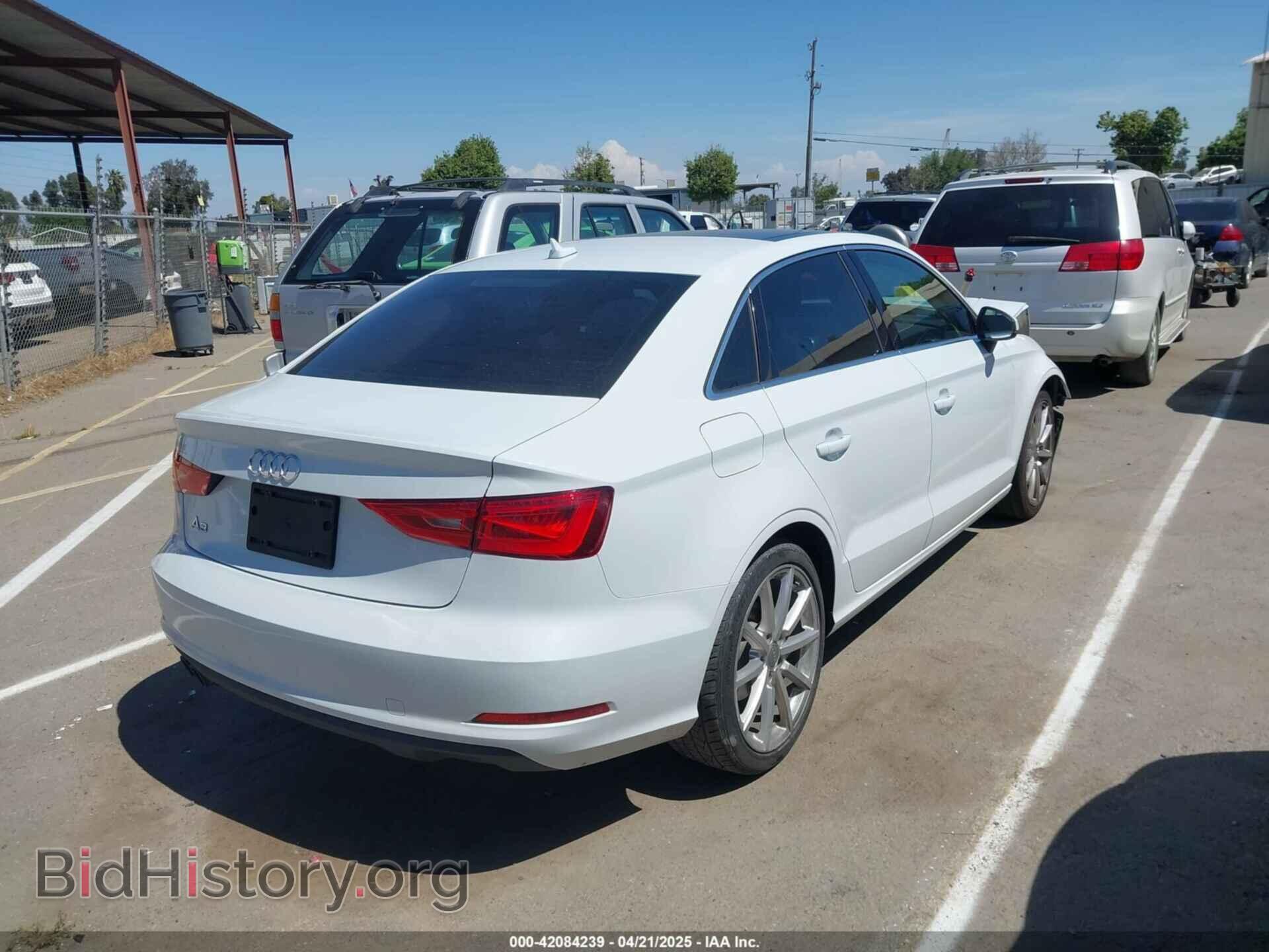 2015 AUDI A3 - VIN: WAUACGFF9F1002975 - Фото 4