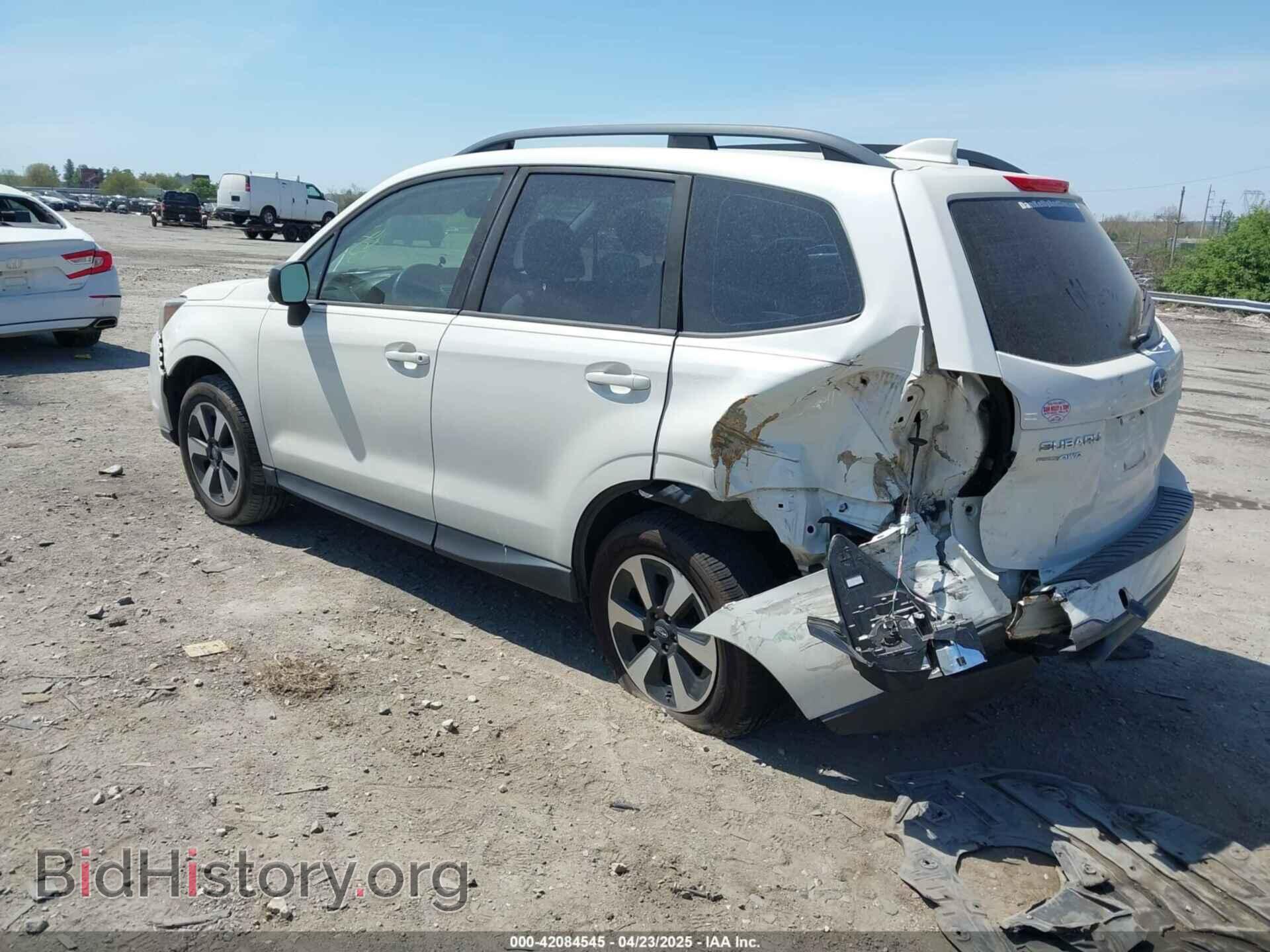 2017 SUBARU FORESTER - VIN: JF2SJABC7HH558123 - Фото 3