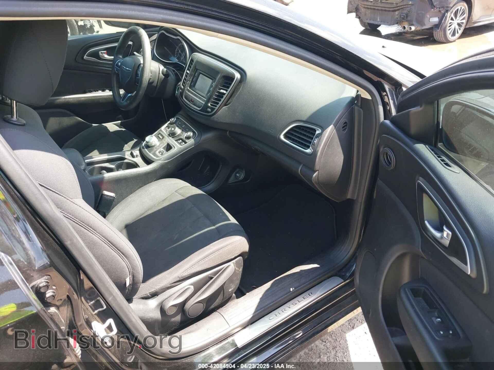 2016 CHRYSLER 200 - VIN: 1C3CCCAB6GN120215 - Фото 5