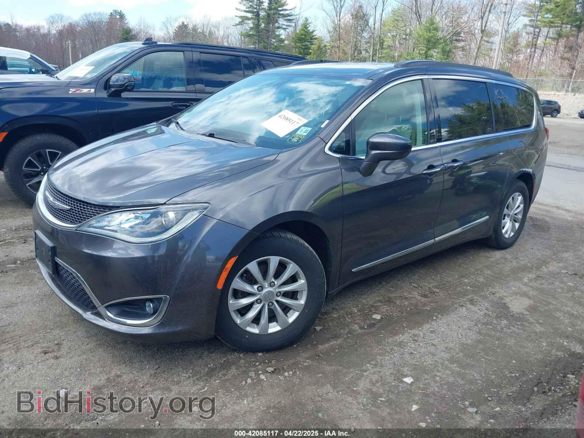 2017 CHRYSLER PACIFICA - VIN: 2C4RC1BGXHR667397 - Фото 2