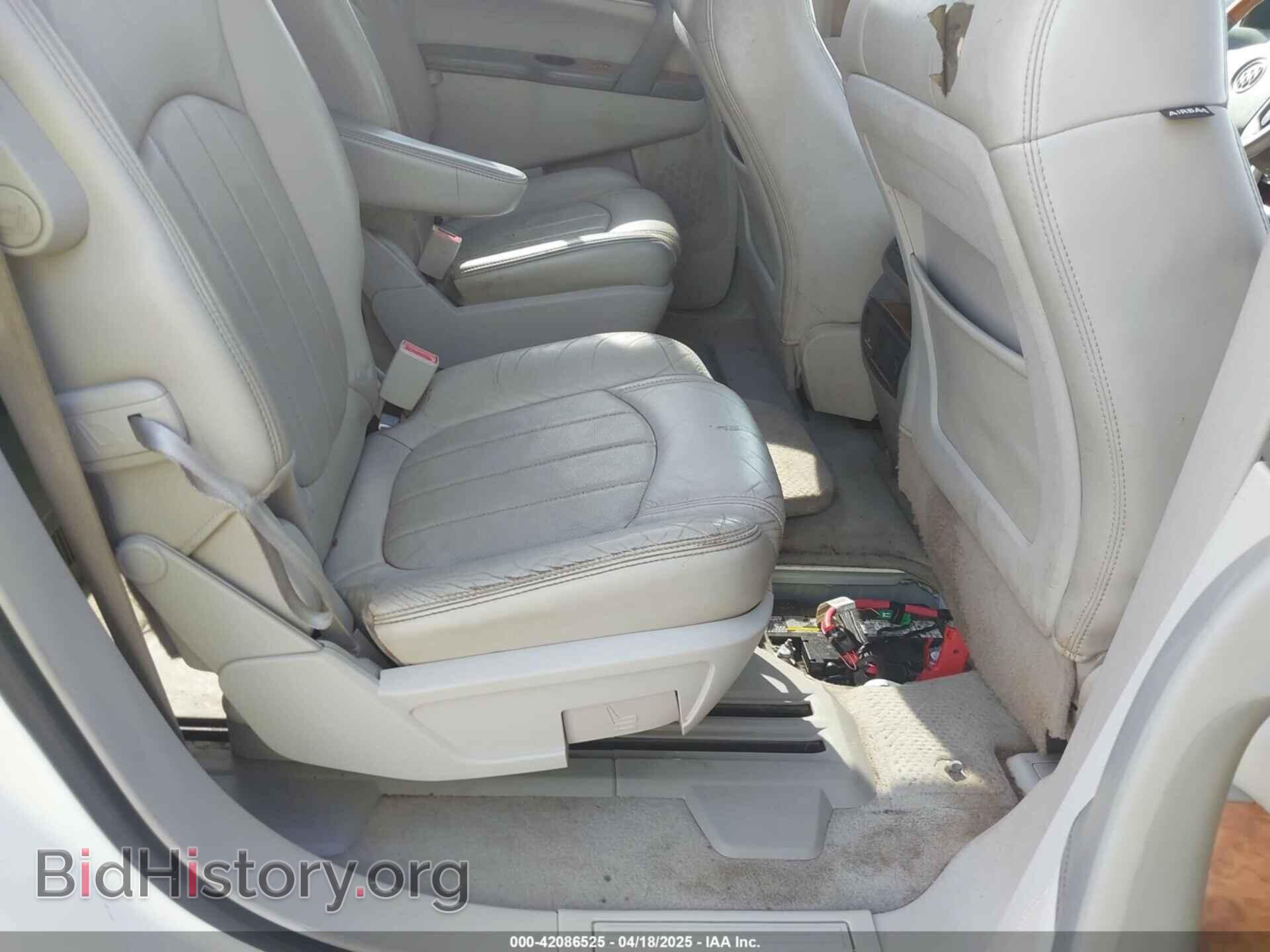 2012 BUICK ENCLAVE - VIN: 5GAKRCED9CJ355793 - Фото 8