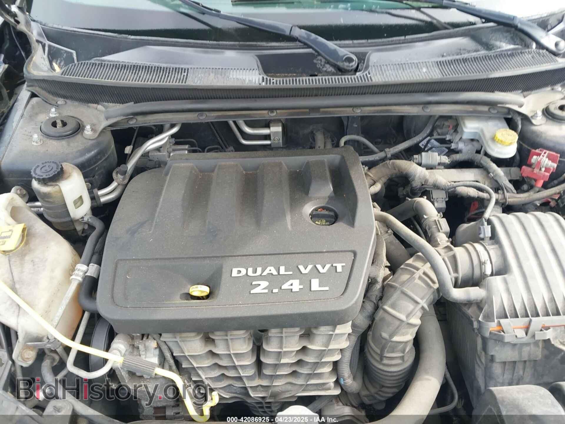 2011 CHRYSLER 200 - VIN: 1C3BC1FB6BN555155 - Фото 10