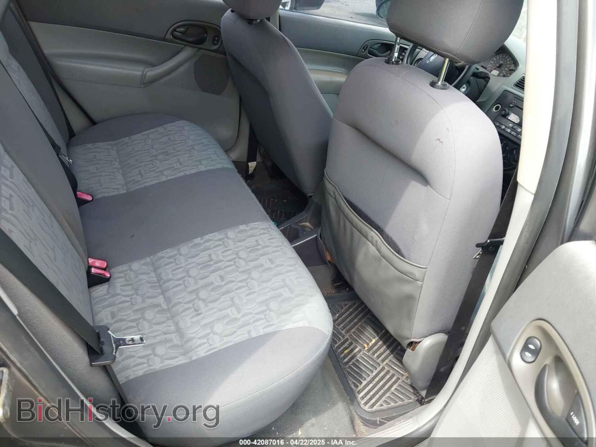 2005 FORD FOCUS - VIN: 1FAFP36N35W211505 - Фото 8