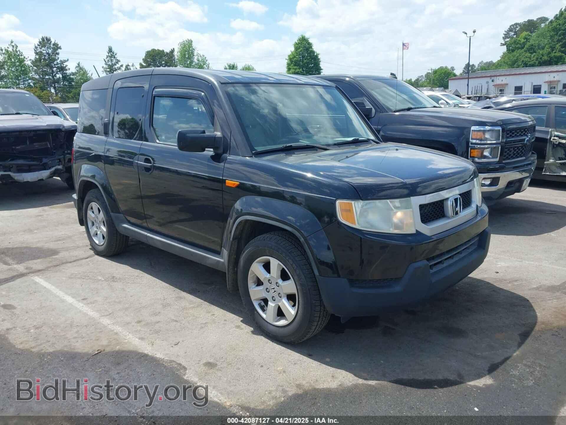 Photo 5J6YH1H75BL000235 - HONDA ELEMENT 2011