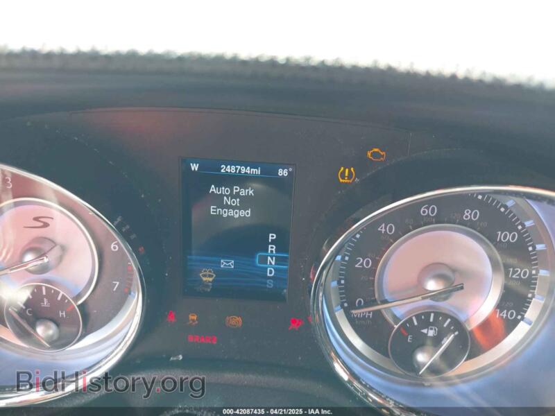 2014 Chrysler 300 (VIN 2C3CCABG3EH262008) — фото 7 из 17