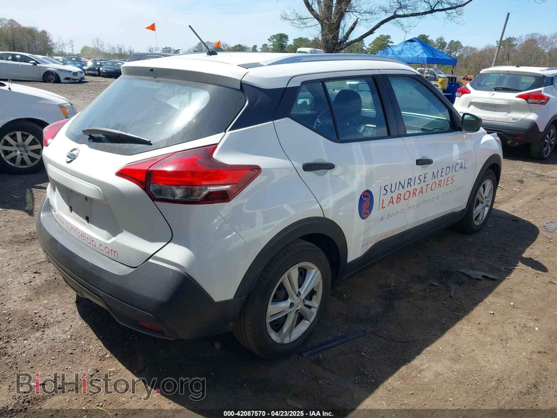 2019 NISSAN KICKS - VIN: 3N1CP5CU3KL500277 - Фото 4