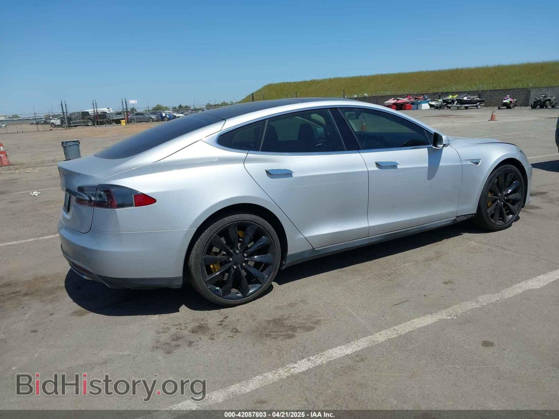 2013 TESLA MODEL S - VIN: 5YJSA1CN5DFP11381 - Фото 4