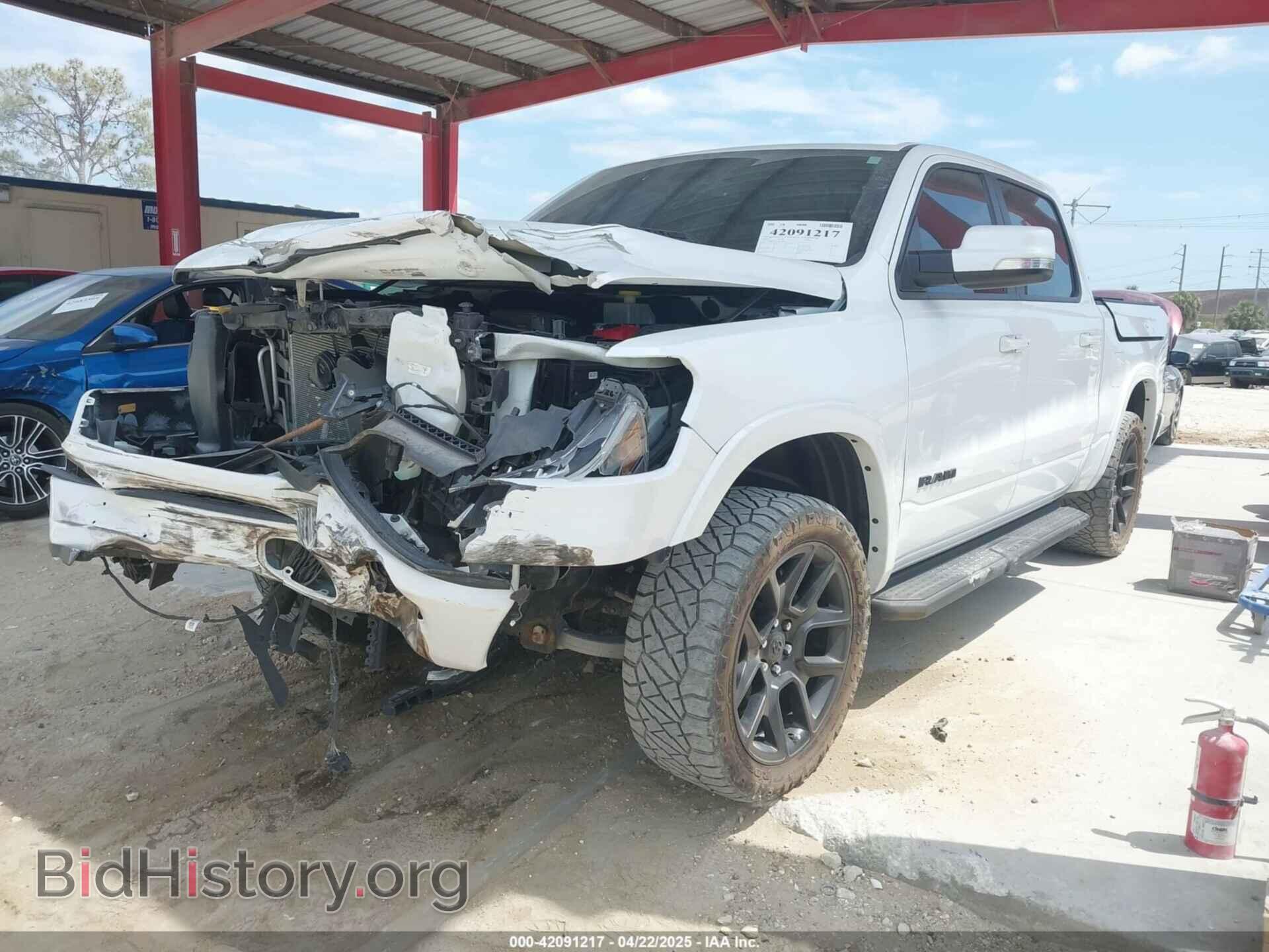 2020 RAM 1500 - VIN: 1C6SRFJT1LN325085 - Фото 2