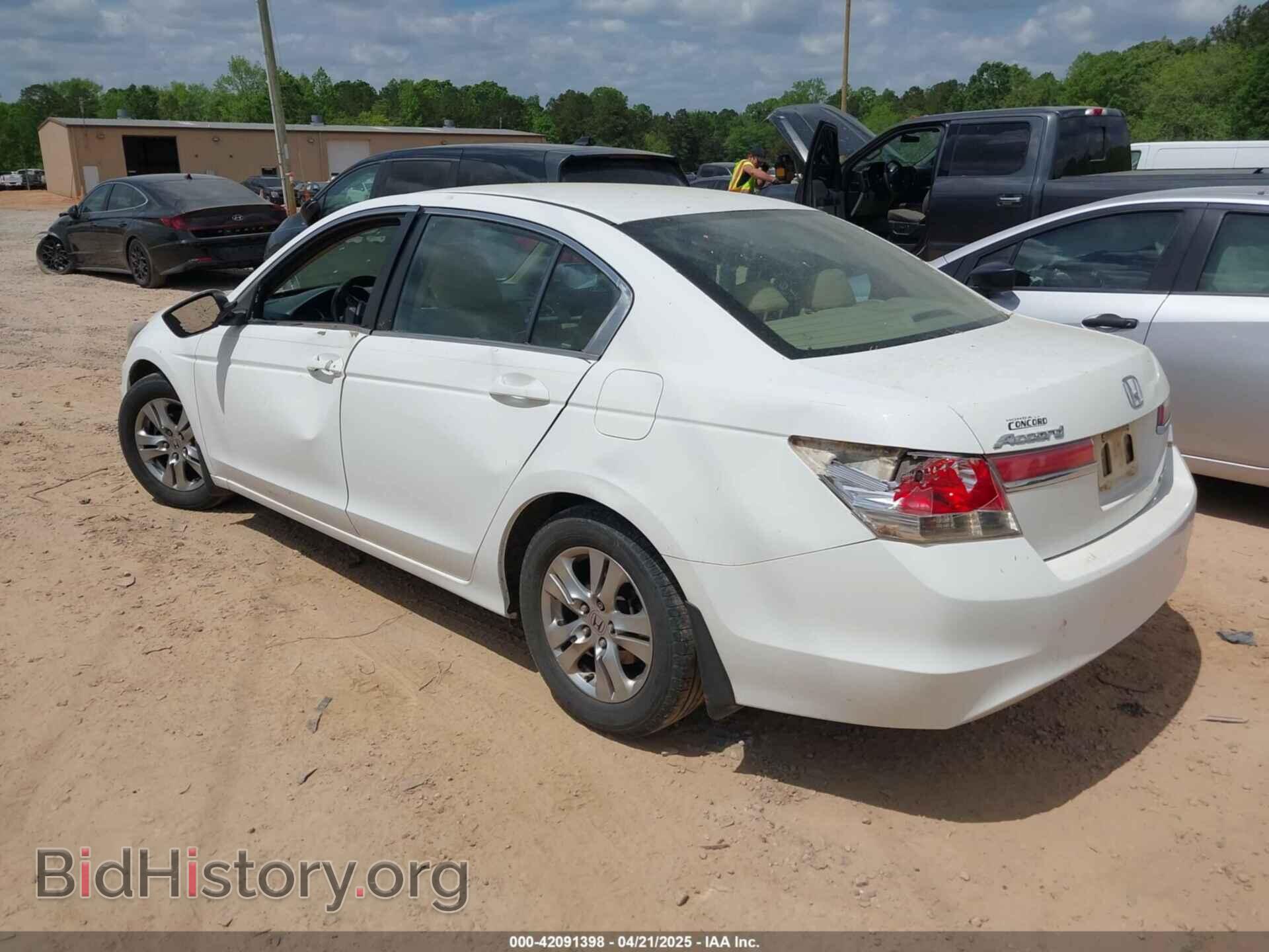 2011 HONDA ACCORD - VIN: 1HGCP2F61BA050632 - Фото 3
