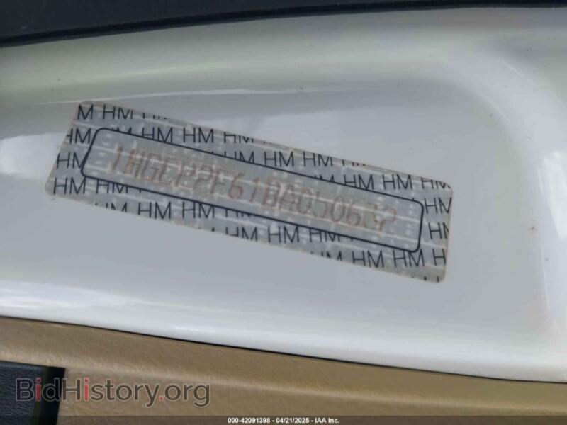 2011 Honda ACCORD (VIN 1HGCP2F61BA050632) — photo 9 of 20