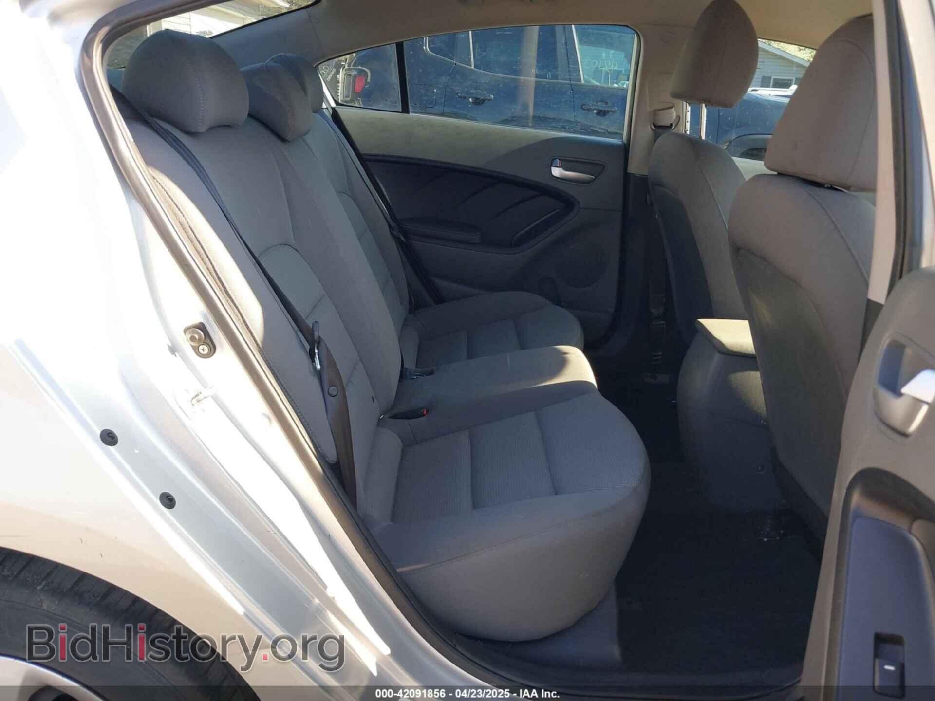 2017 KIA FORTE - VIN: 3KPFK4A73HE078119 - Фото 8