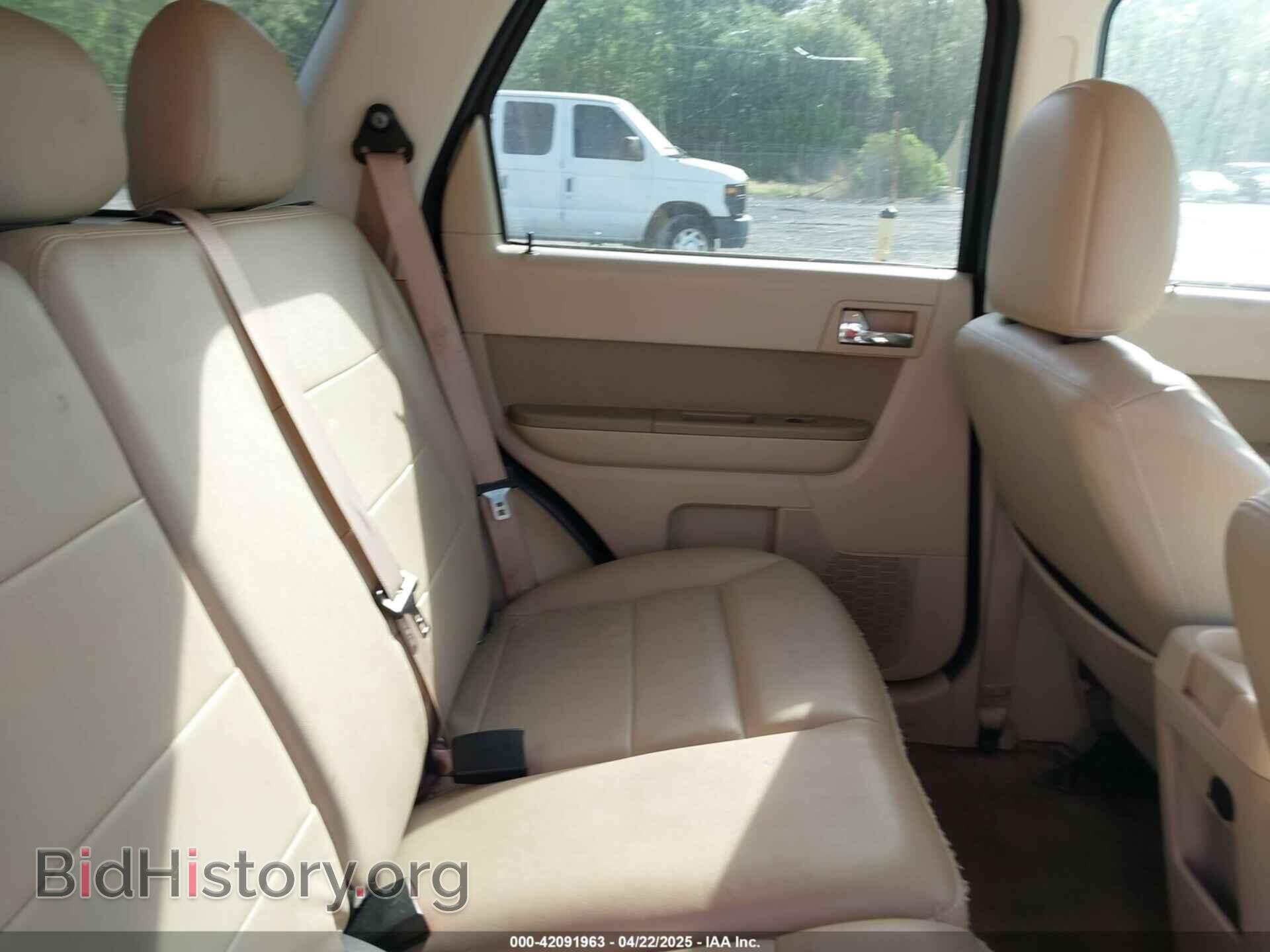 2011 FORD ESCAPE - VIN: 1FMCU0EG0BKB63497 - Фото 8