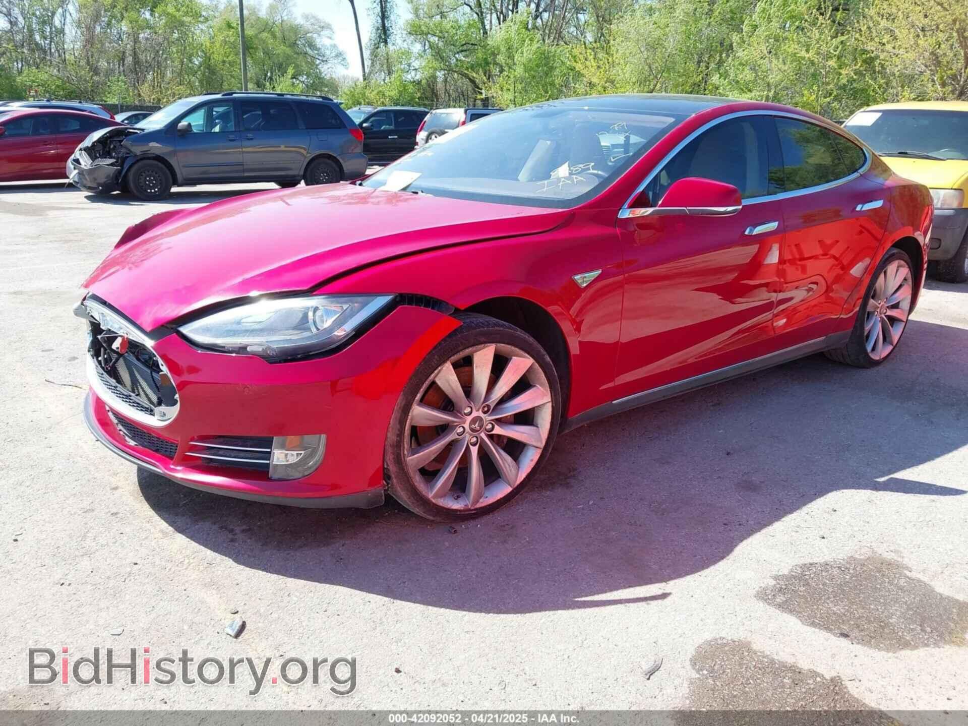 2014 TESLA MODEL S - VIN: 5YJSA1H1XEFP38289 - Photo 2