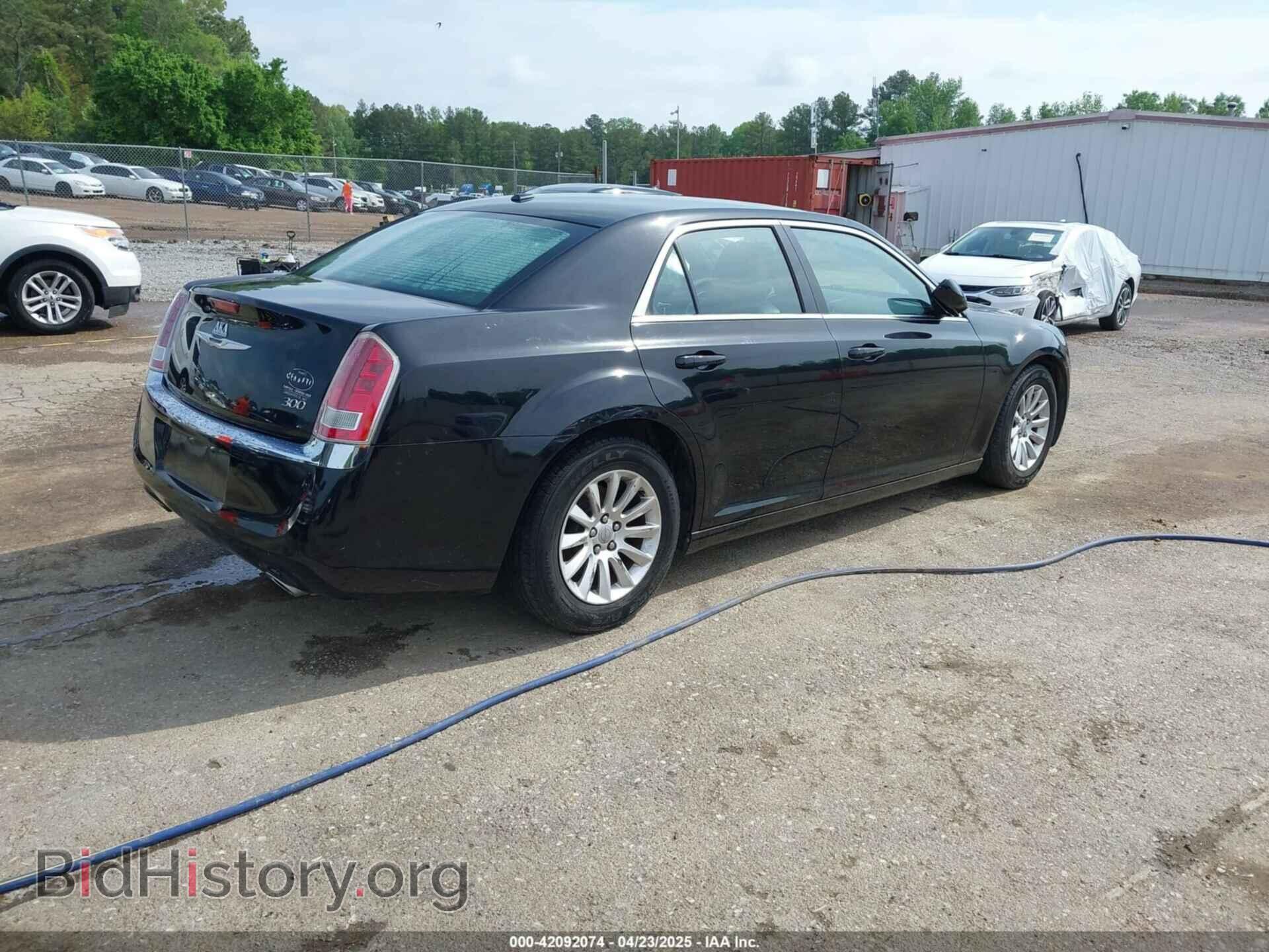 2013 CHRYSLER 300 - VIN: 2C3CCAAG3DH577455 - Фото 4