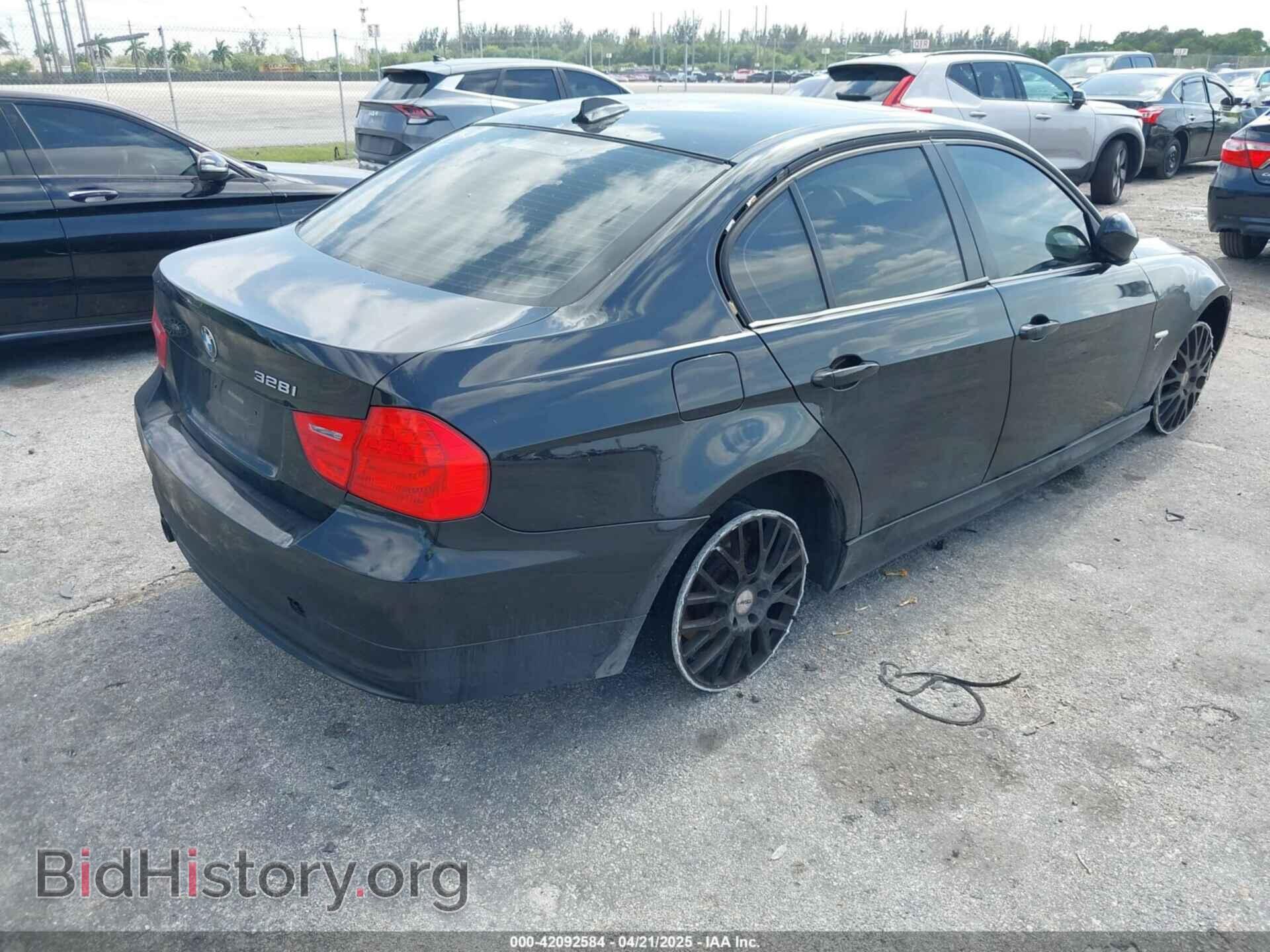 2011 BMW 328I - VIN: WBAPK7C59BF083255 - Фото 4