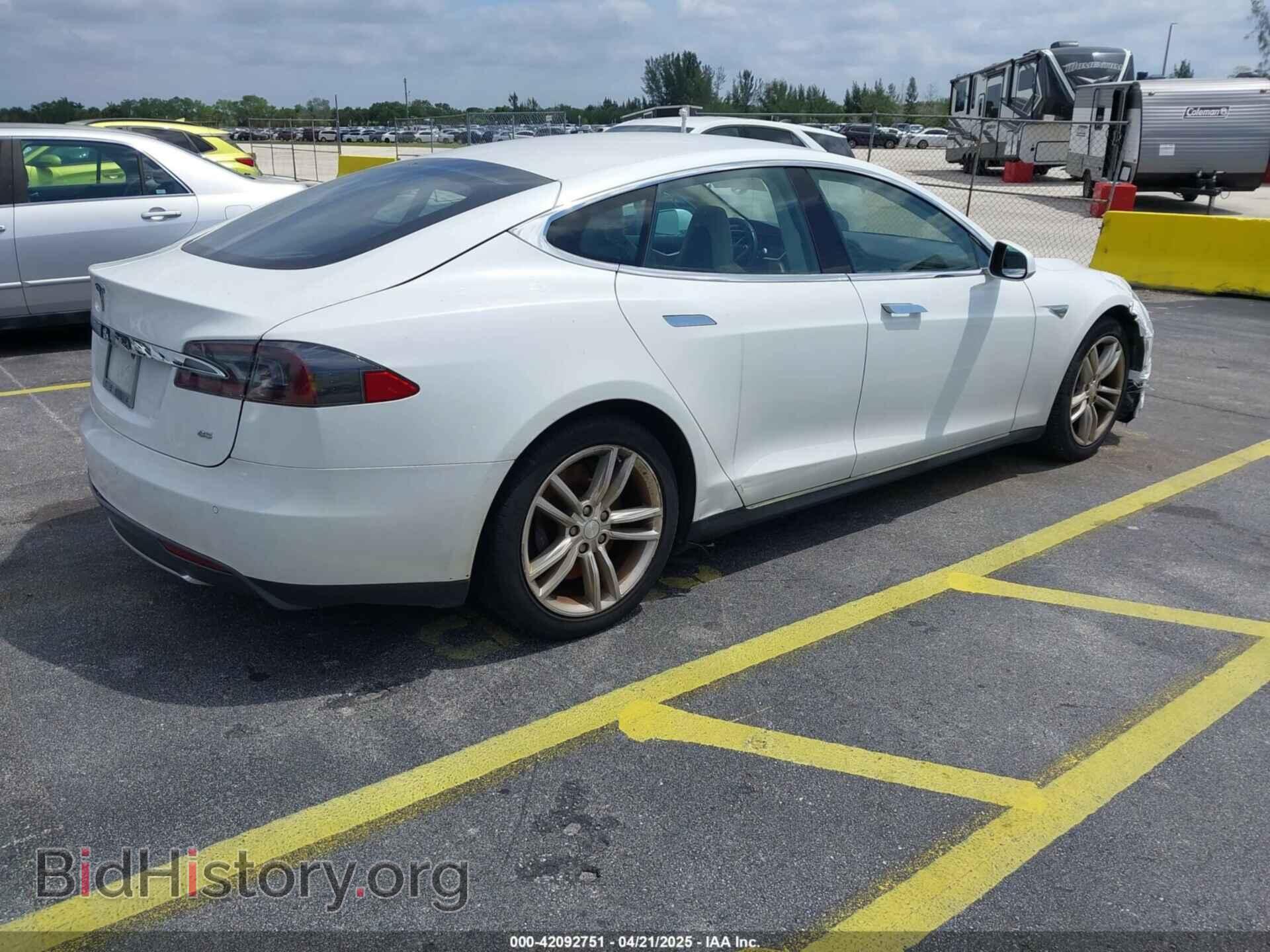2013 TESLA MODEL S - VIN: 5YJSA1CN2DFP17316 - Photo 4
