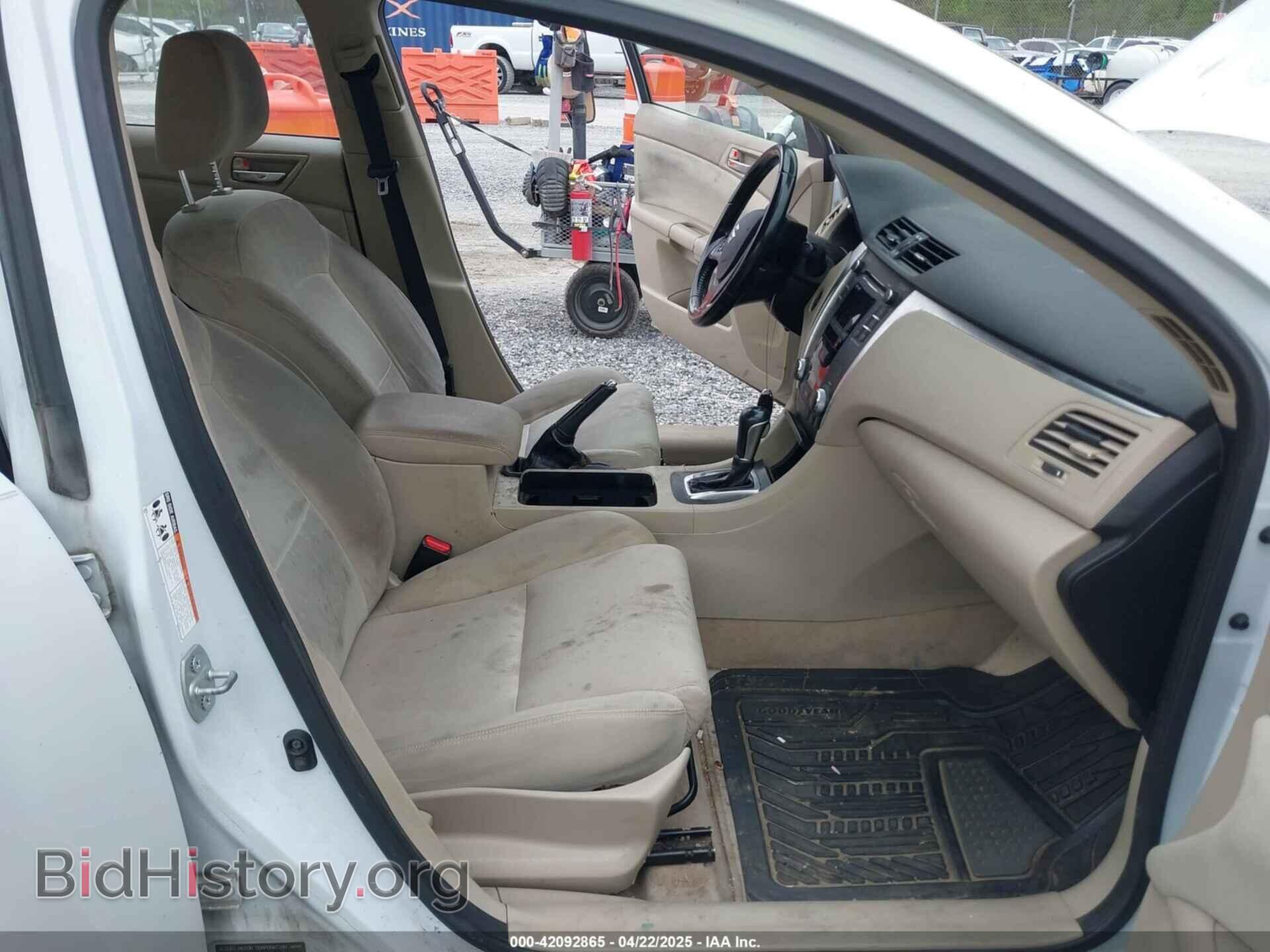 2010 SUZUKI KIZASHI - VIN: JS2RE9A35A6101030 - Photo 5