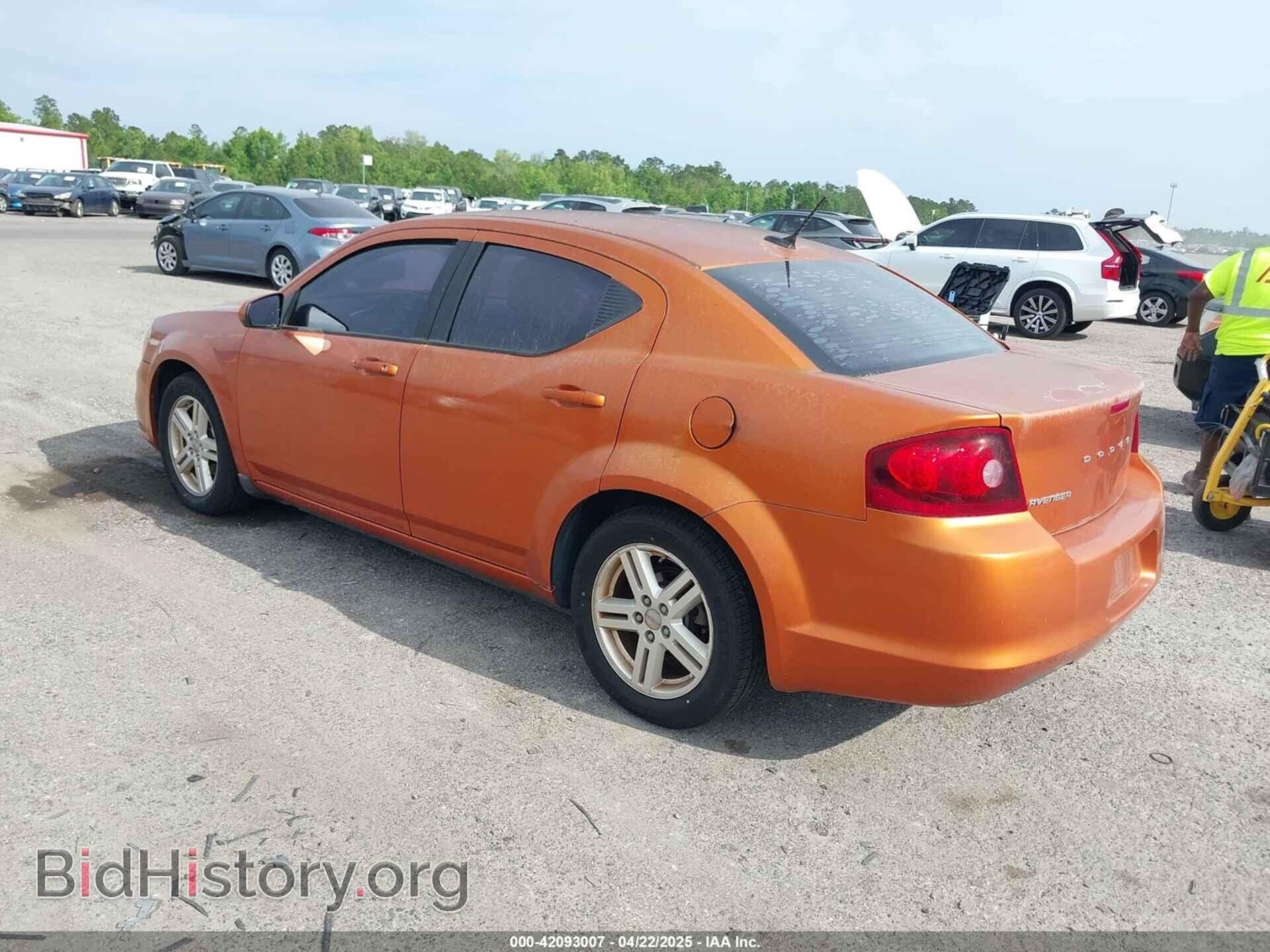2011 DODGE AVENGER - VIN: 1B3BD1FB2BN622148 - Фото 3