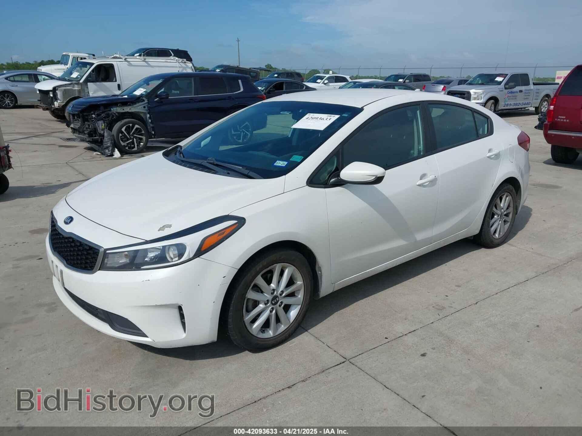 2017 KIA FORTE - VIN: 3KPFL4A73HE083270 - Фото 2