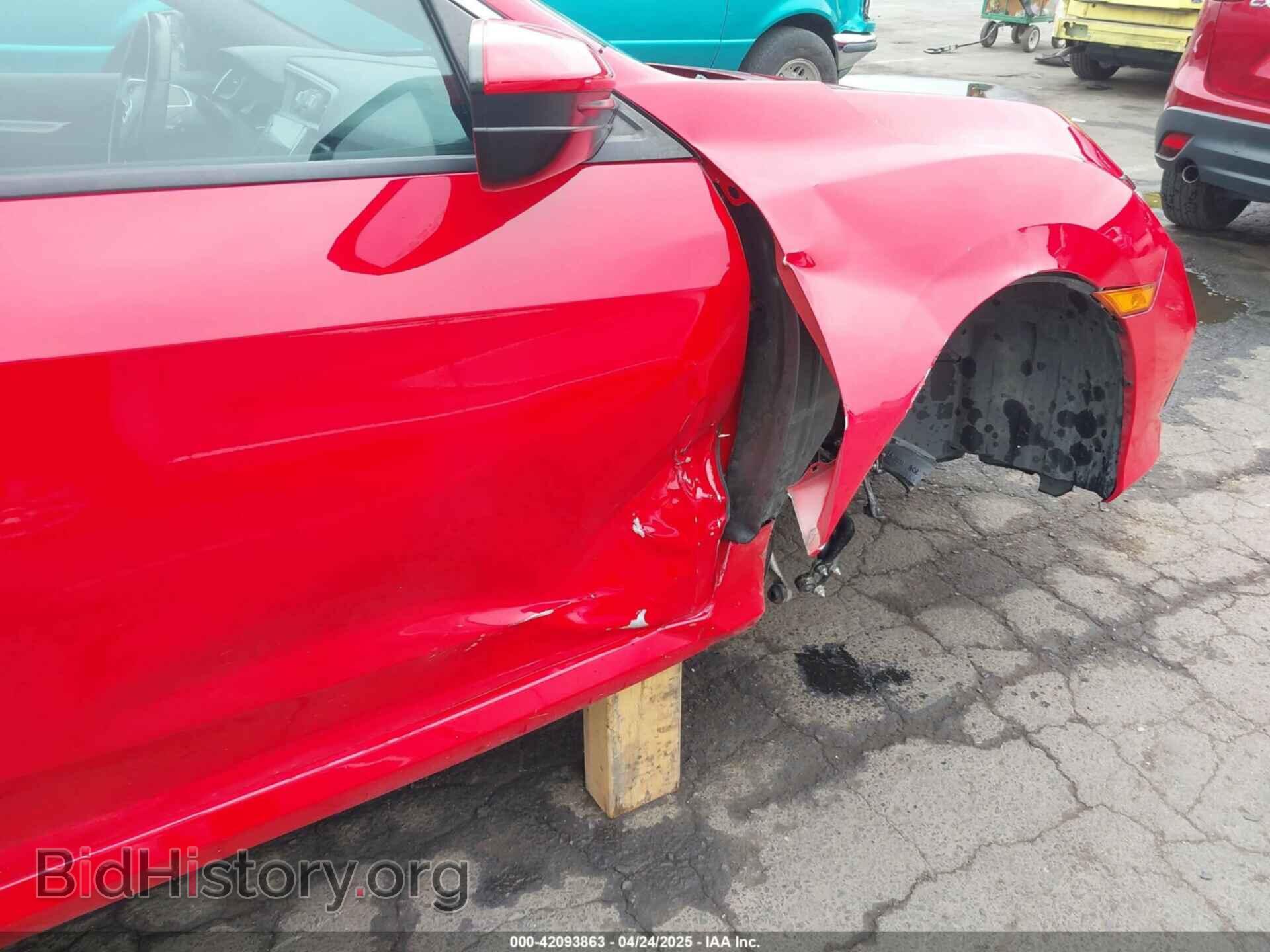 2019 HONDA CIVIC - VIN: 2HGFC2F80KH538093 - Фото 17