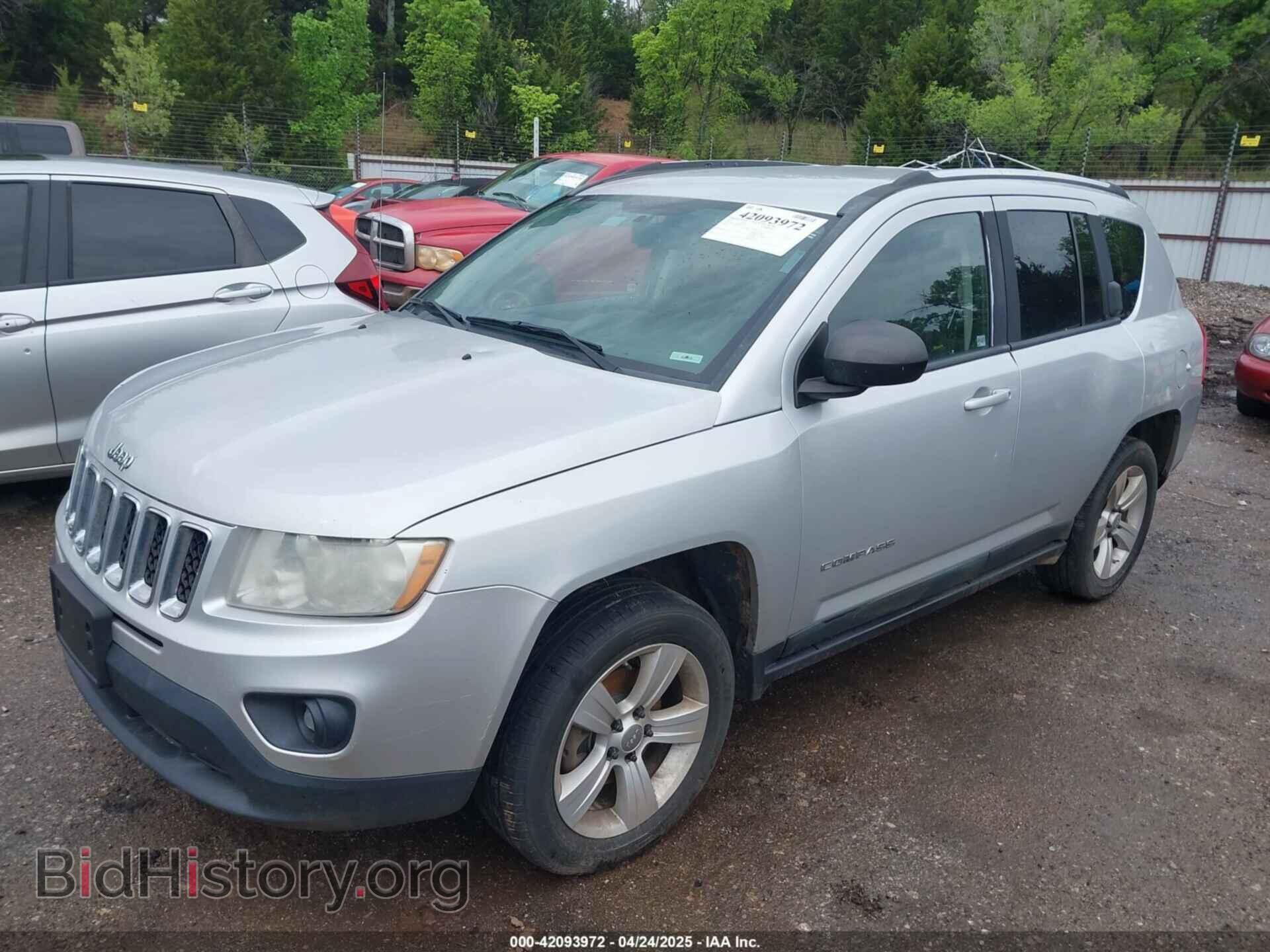 2011 JEEP COMPASS - VIN: 1J4NF1FB5BD244624 - Фото 2