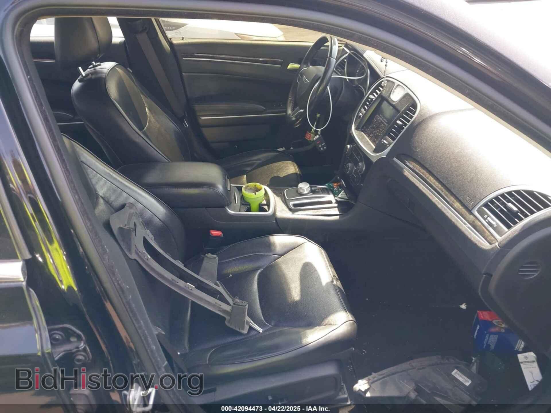 2019 CHRYSLER 300 - VIN: 2C3CCAEG3KH697988 - Фото 5