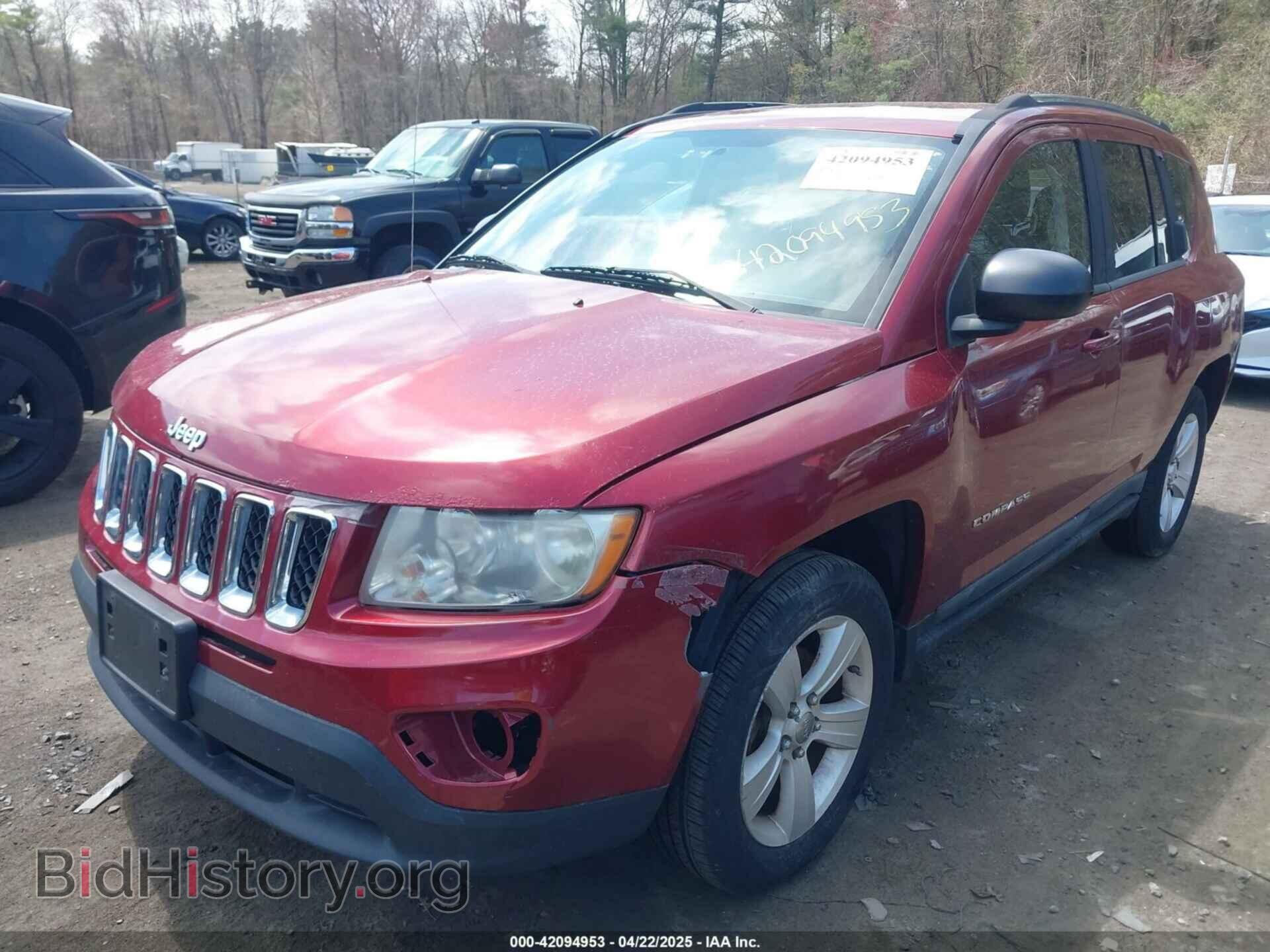 2011 JEEP COMPASS - VIN: 1J4NT1FB8BD170401 - Photo 2
