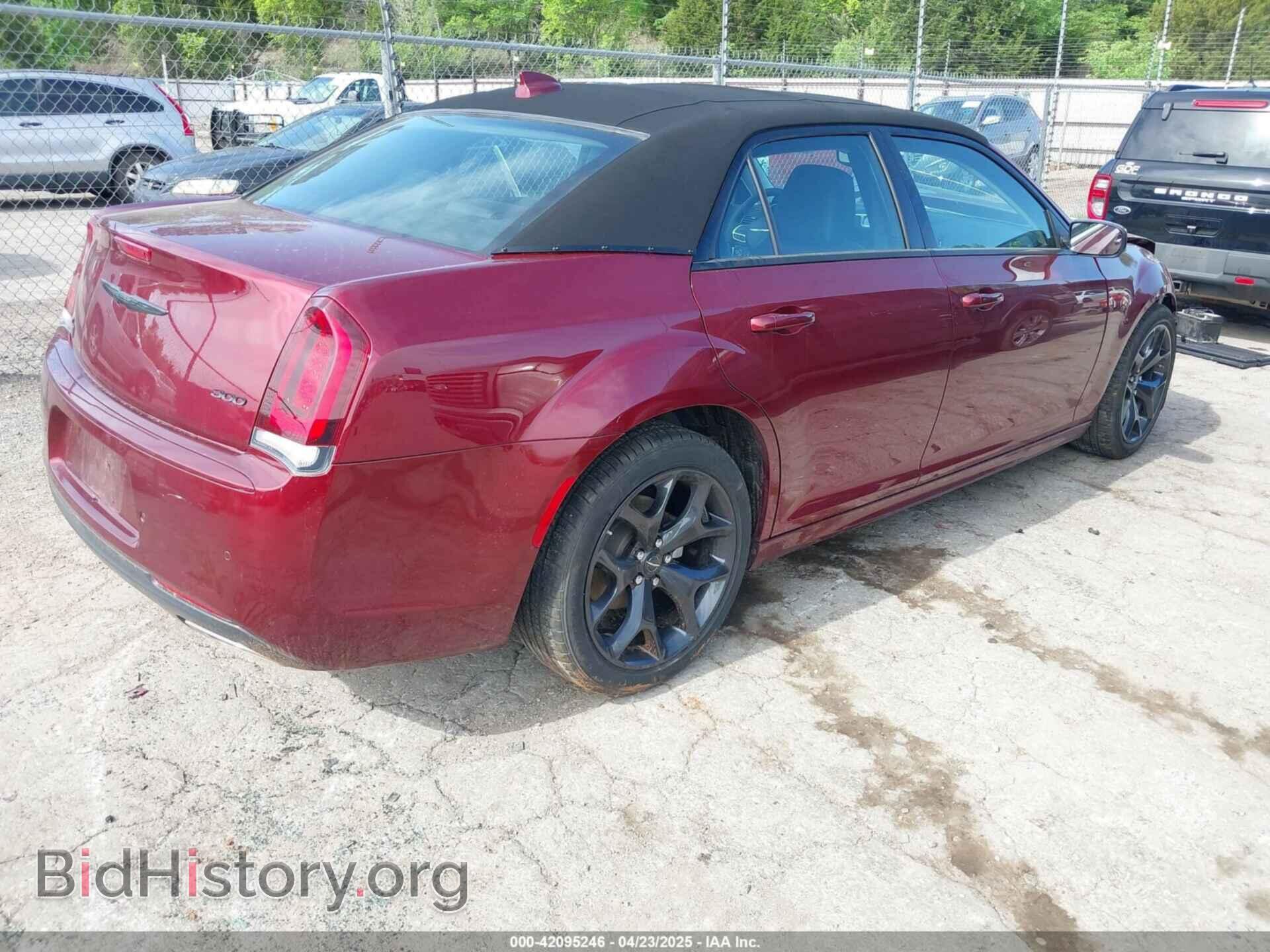 2023 CHRYSLER 300 - VIN: 2C3CCADG3PH706973 - Фото 4