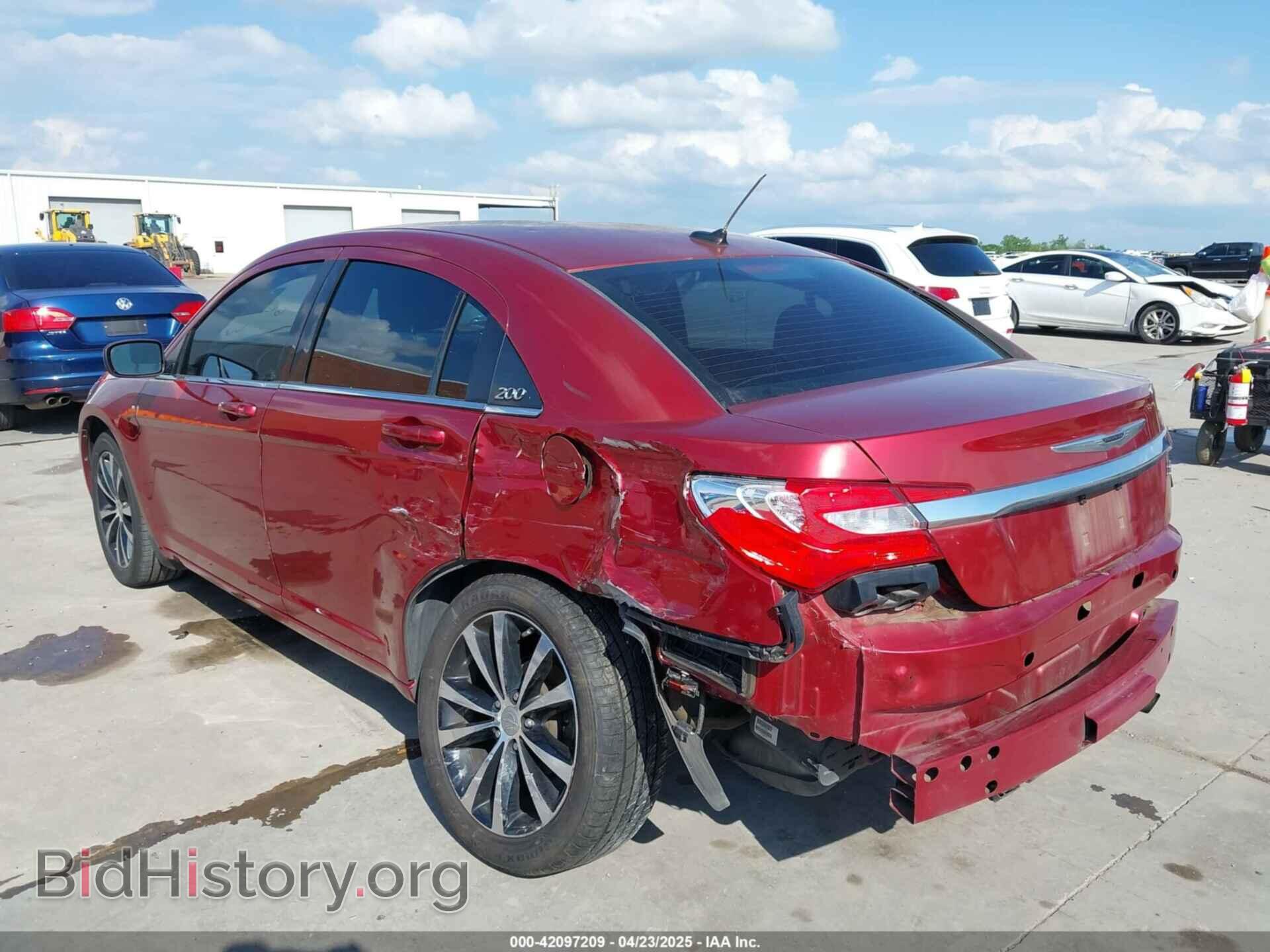 2013 CHRYSLER 200 - VIN: 1C3CCBBB3DN546352 - Фото 3