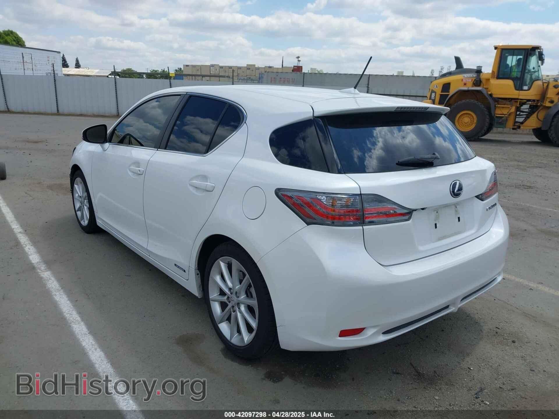 2011 LEXUS CT 200H - VIN: JTHKD5BH2B2035688 - Фото 3