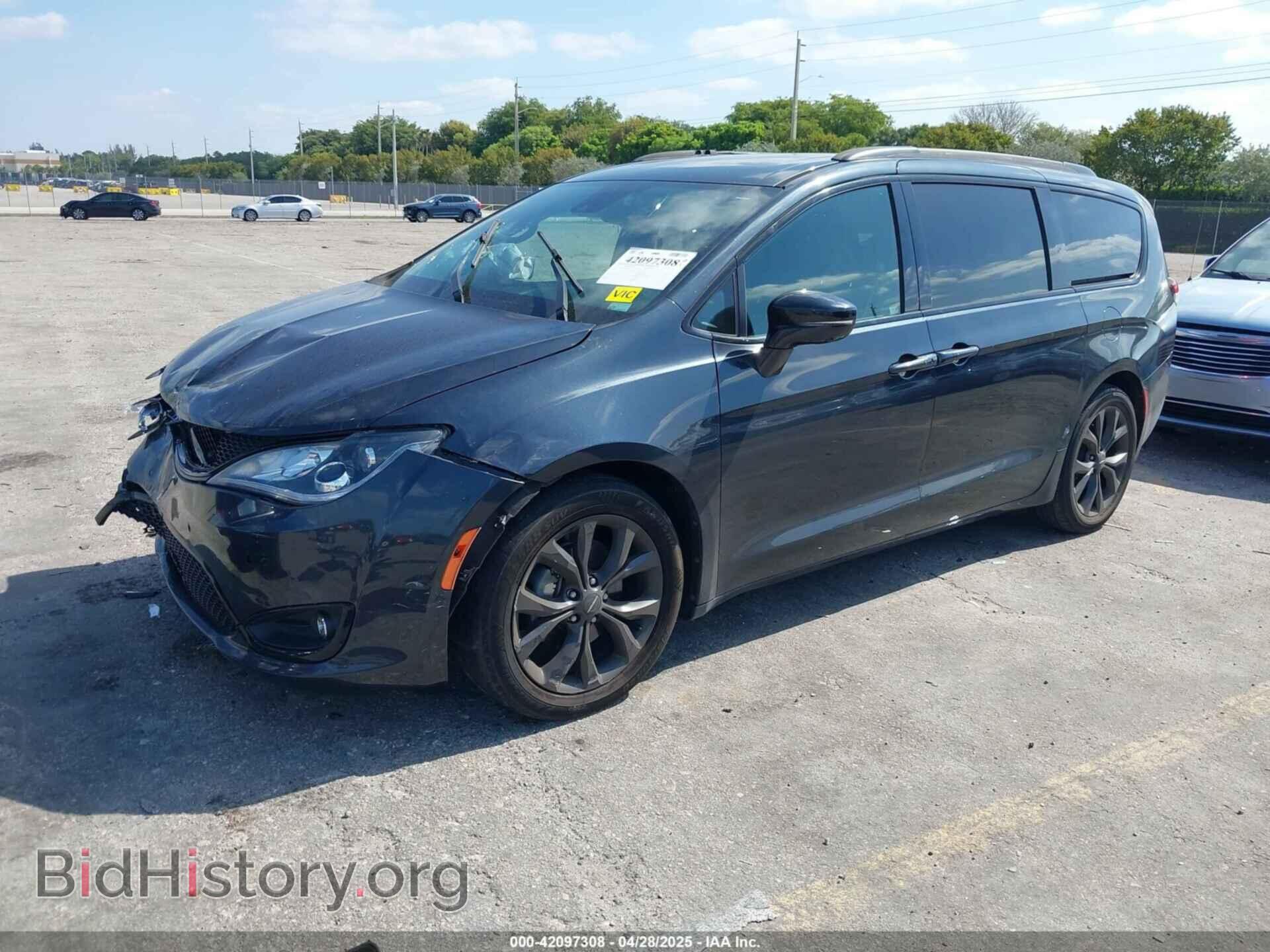 2019 CHRYSLER PACIFICA - VIN: 2C4RC1GG8KR657371 - Photo 2