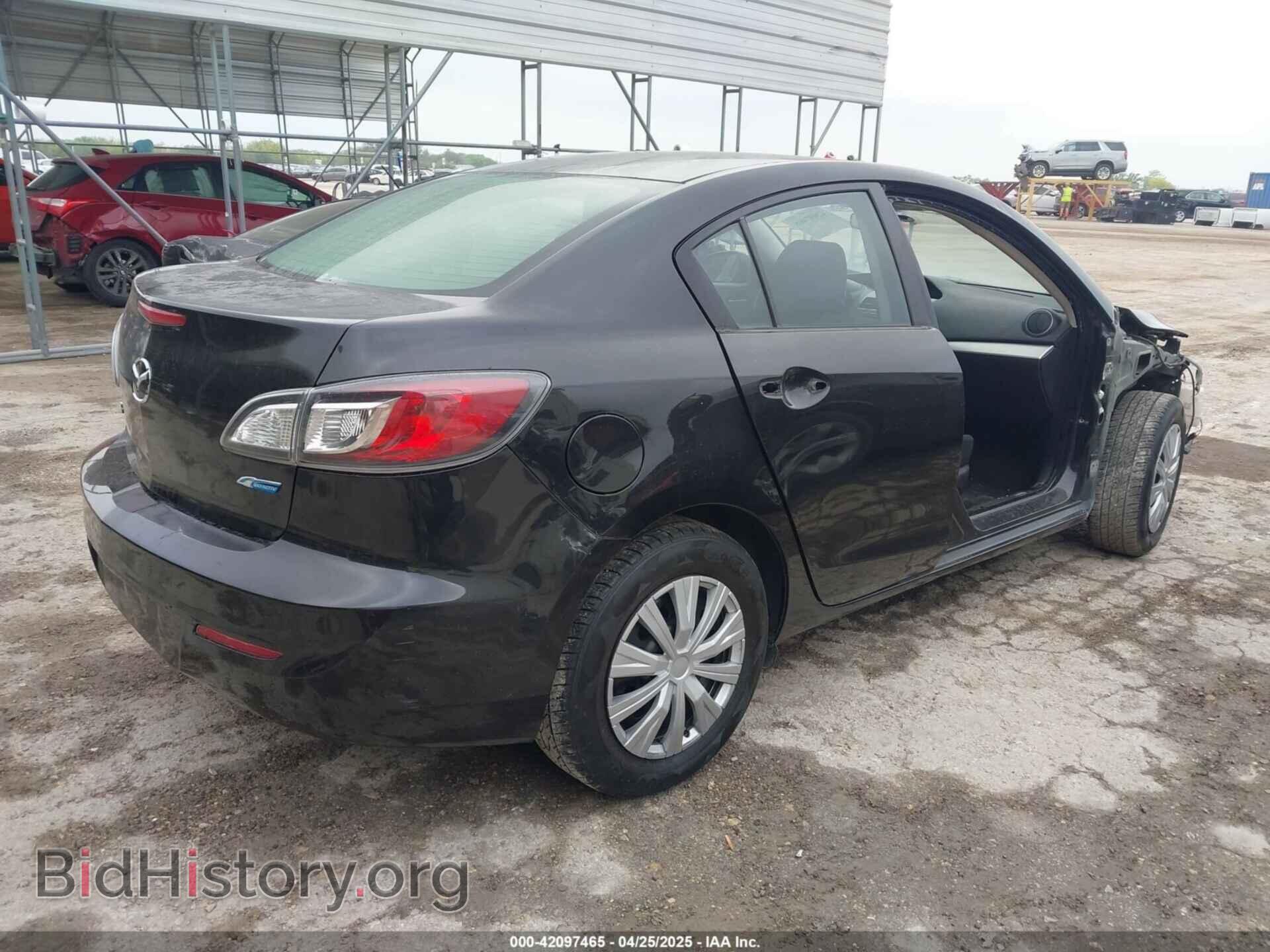 2013 MAZDA MAZDA3 - VIN: JM1BL1UP8D1787888 - Фото 4