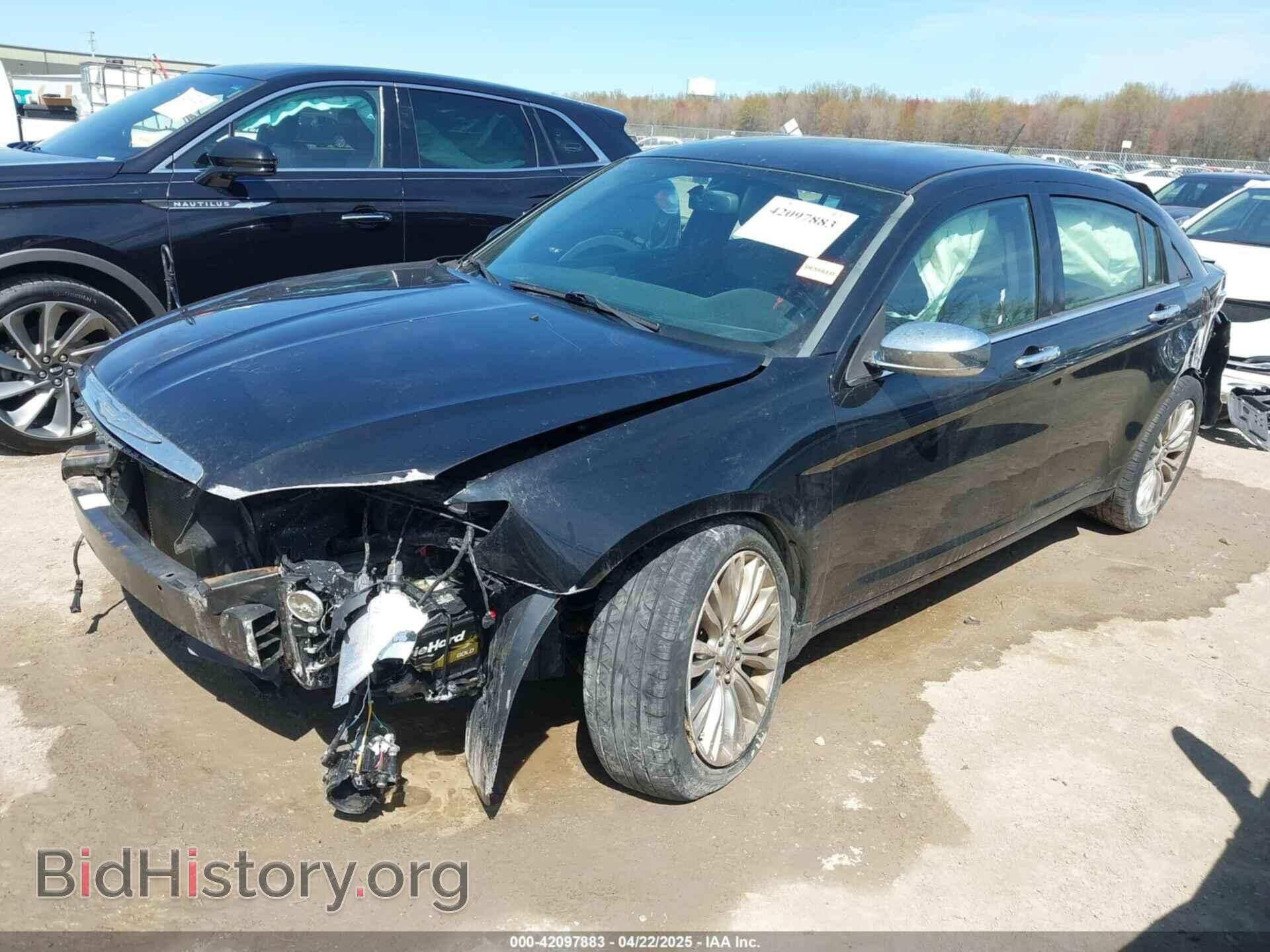 2012 CHRYSLER 200 - VIN: 1C3CCBCB5CN250360 - Фото 2