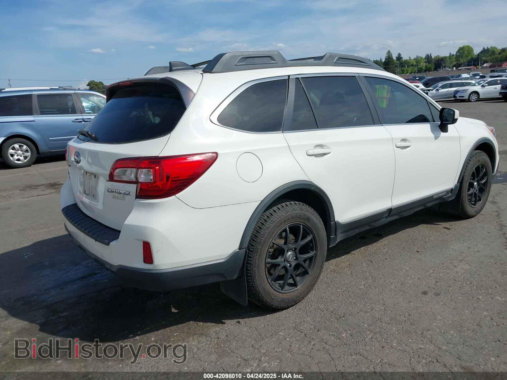 2016 SUBARU OUTBACK - VIN: 4S4BSACC6G3242777 - Photo 4