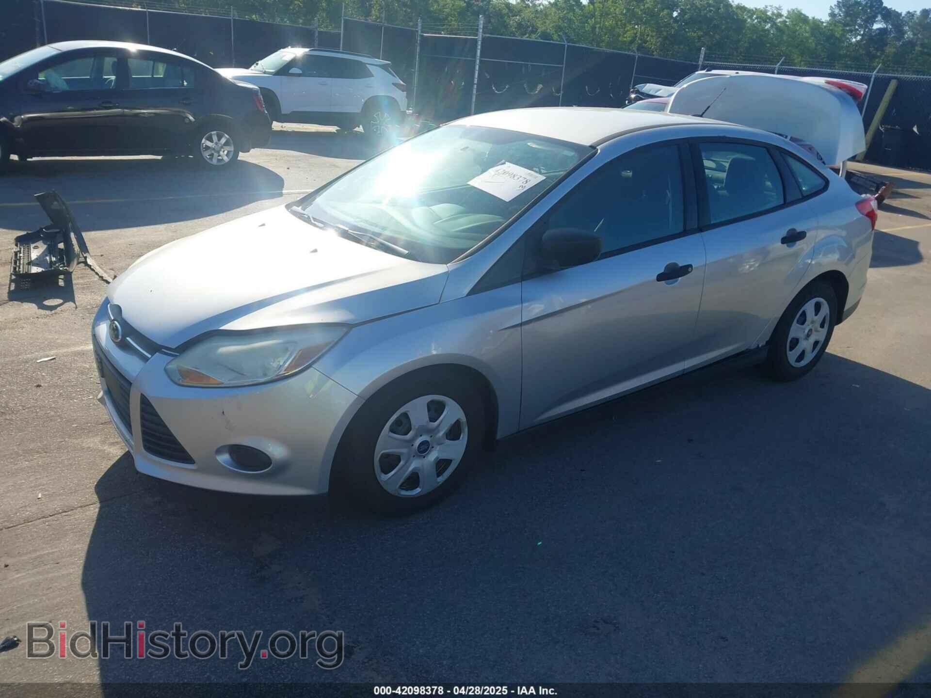 2014 FORD FOCUS - VIN: 1FADP3E29EL306523 - Фото 2