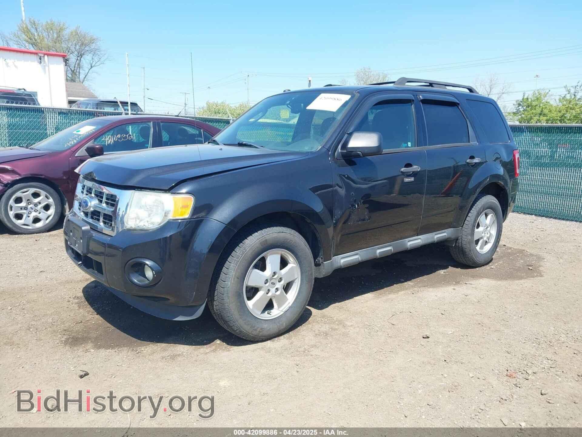 2011 FORD ESCAPE - VIN: 1FMCU0D79BKC61302 - Фото 2