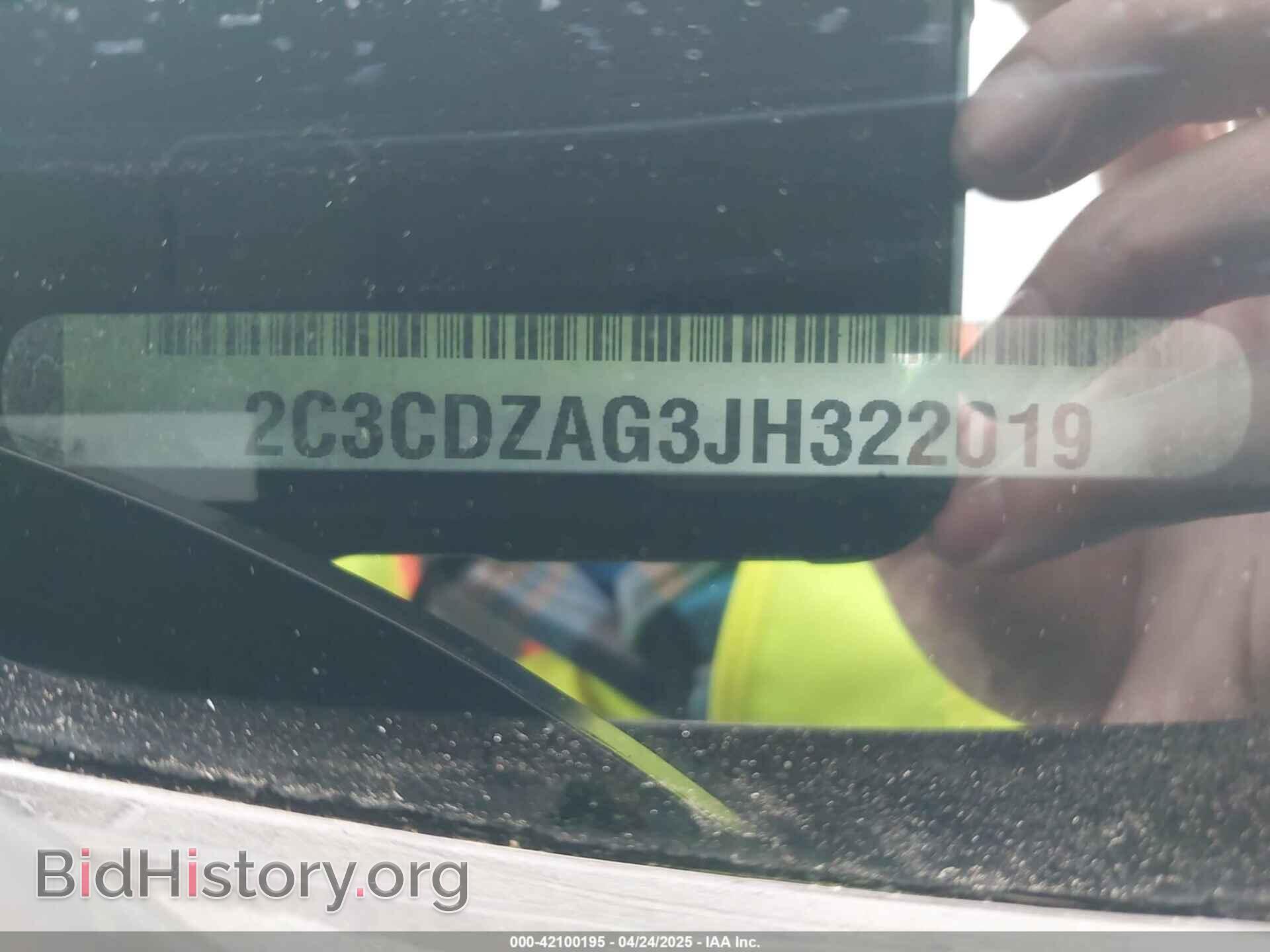 2018 DODGE CHALLENGER - VIN: 2C3CDZAG3JH322019 - Фото 9