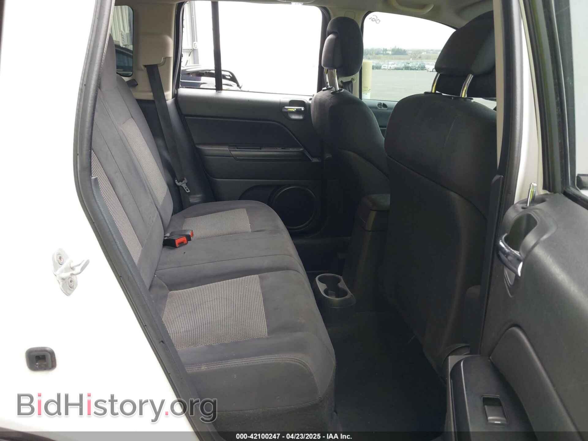 2012 JEEP COMPASS - VIN: 1C4NJCBA8CD500642 - Фото 8