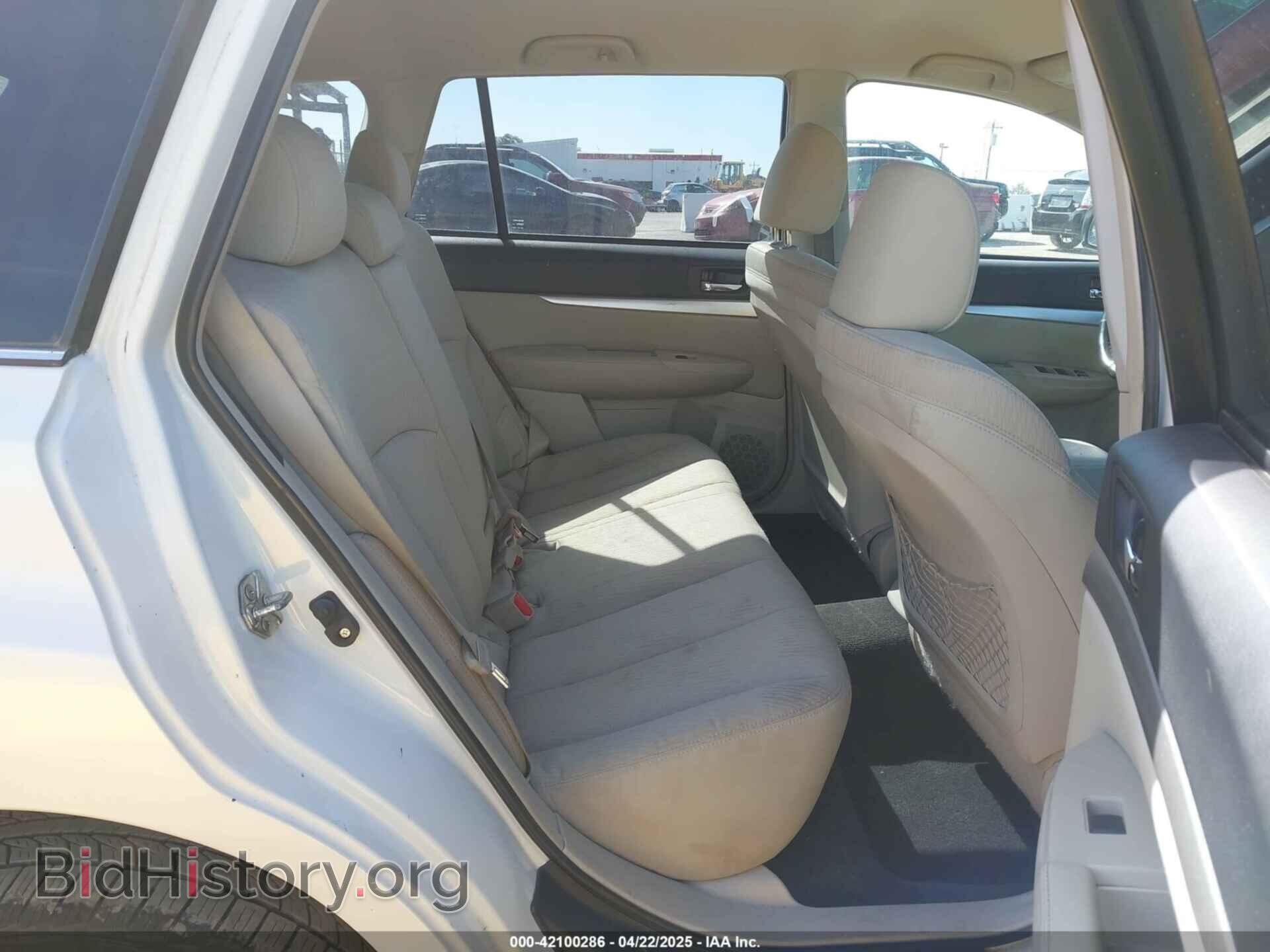 2011 SUBARU OUTBACK - VIN: 4S4BRBFC0B3363150 - Фото 8