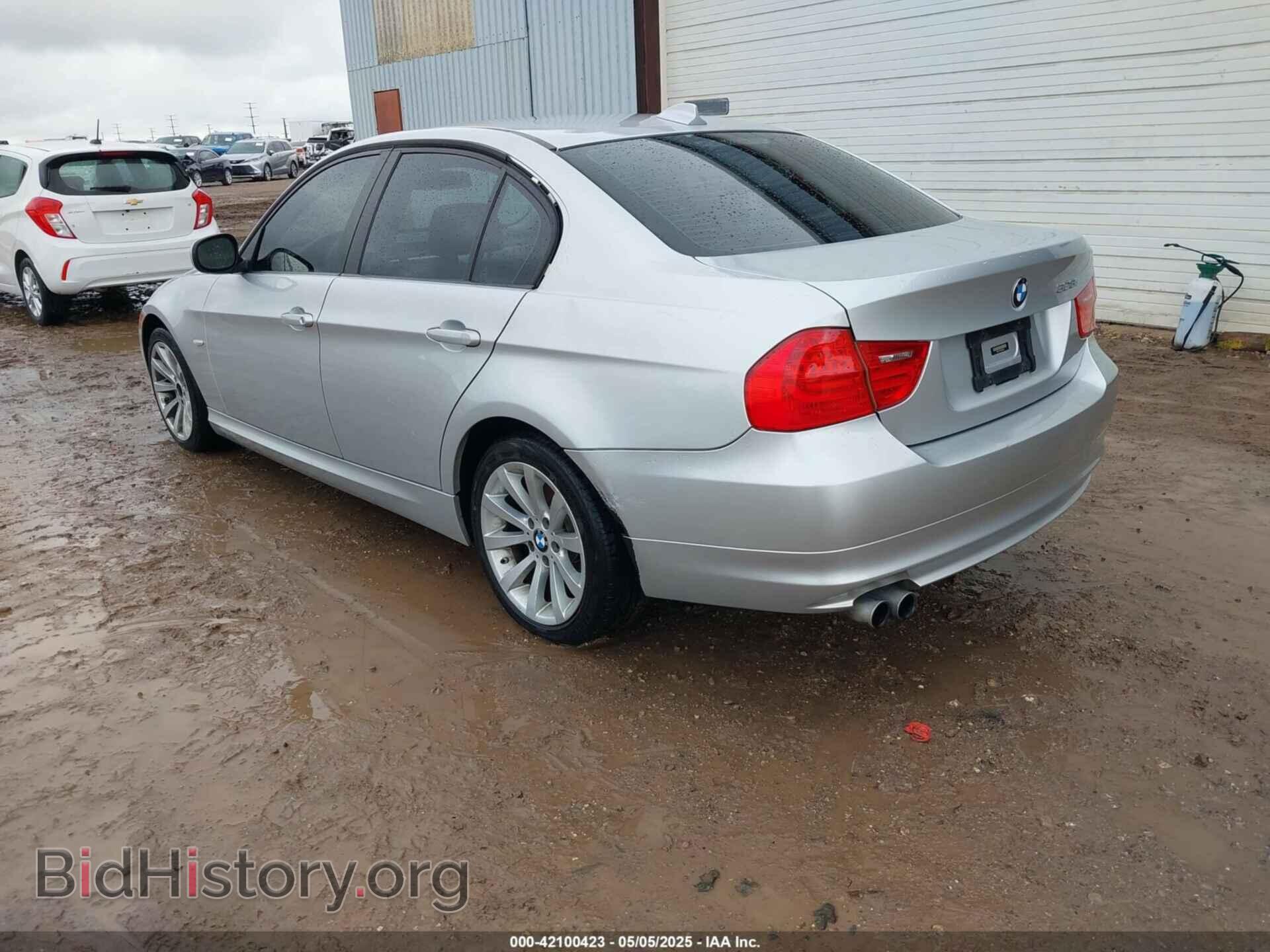 2011 BMW 328I - VIN: WBAPH7C57BA801980 - Фото 3