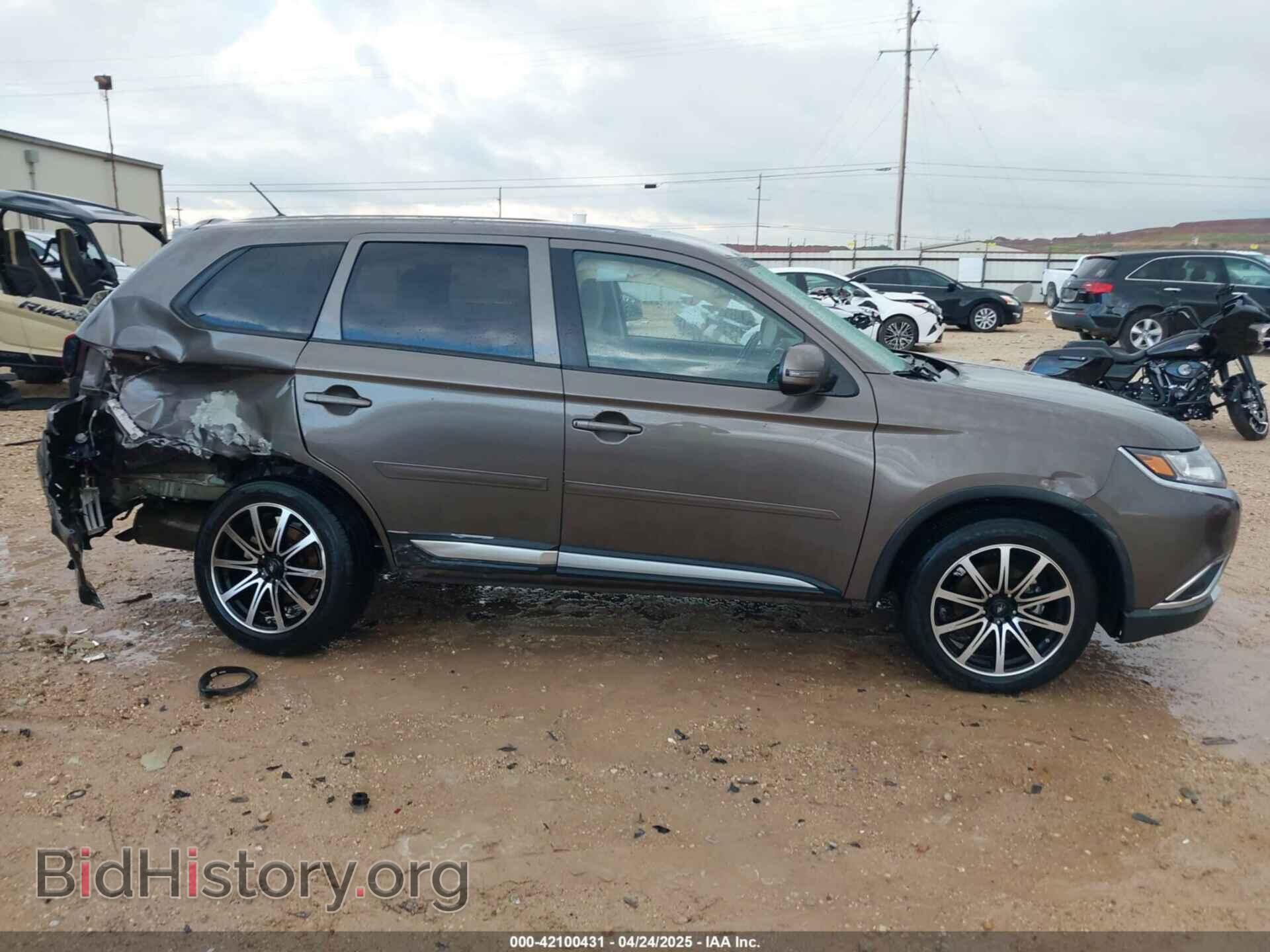 2016 MITSUBISHI OUTLANDER - VIN: JA4AD3A38GZ011007 - Фото 13