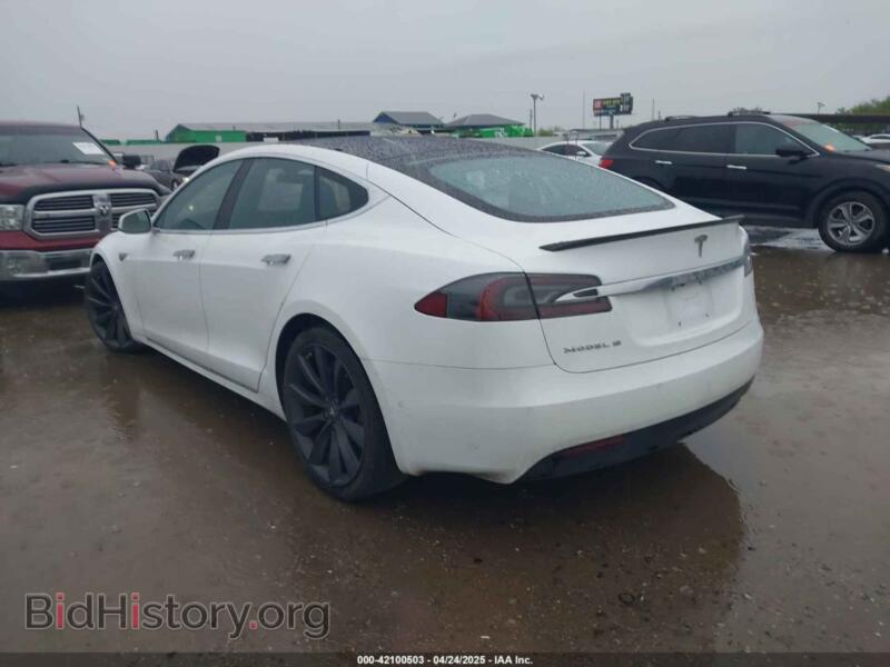 2016 Tesla MODEL S (VIN 5YJSA1E18GF159244) — фото 3 из 17